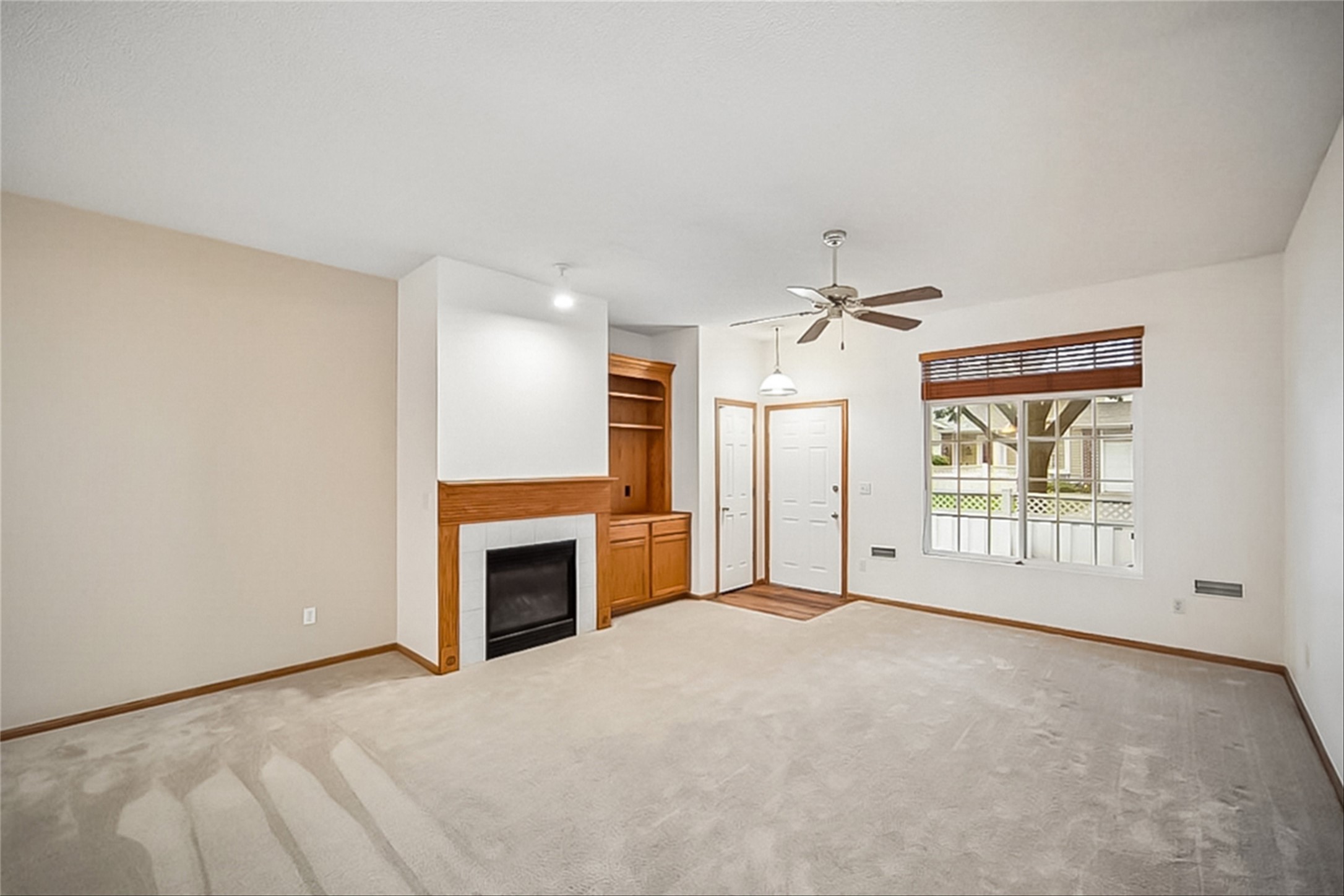 5466 Longview Court 3 Property Photo 6