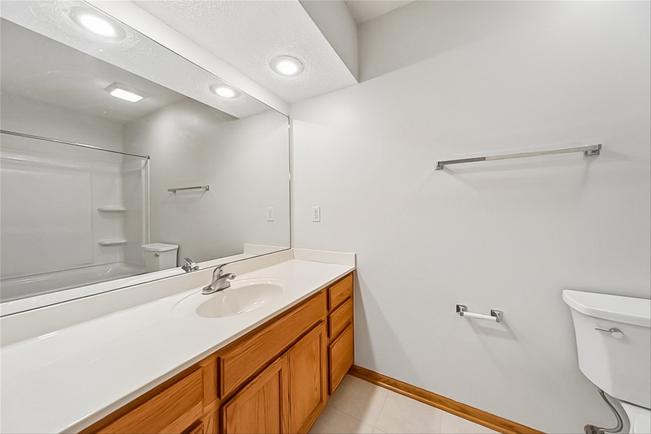 5466 Longview Court 3 Property Photo 14