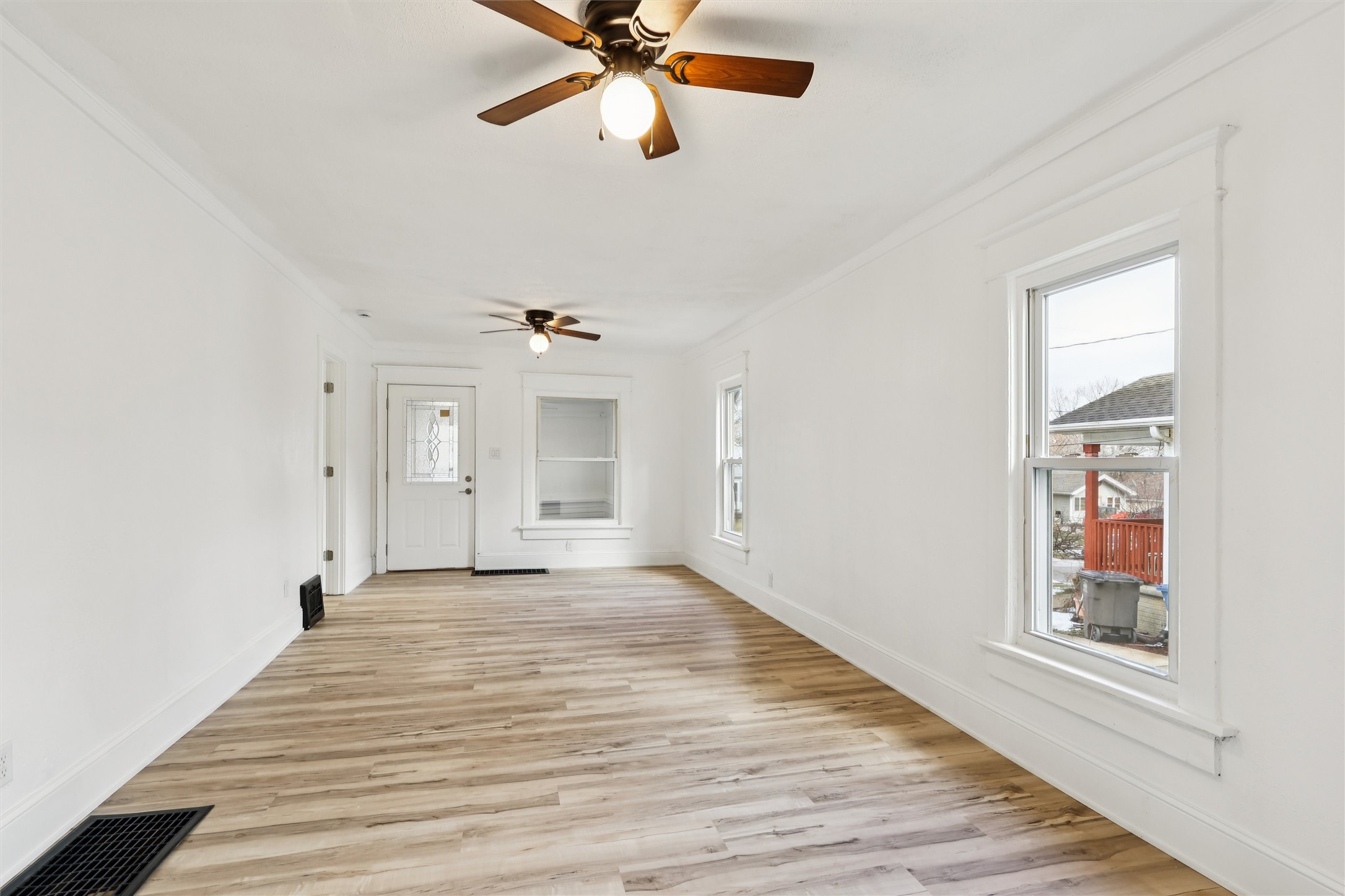 1916 Jefferson Avenue Property Photo 4