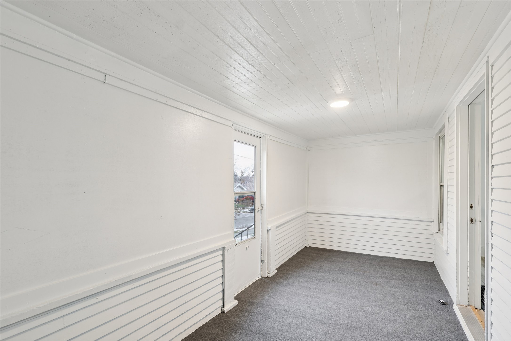 1916 Jefferson Avenue Property Photo 14