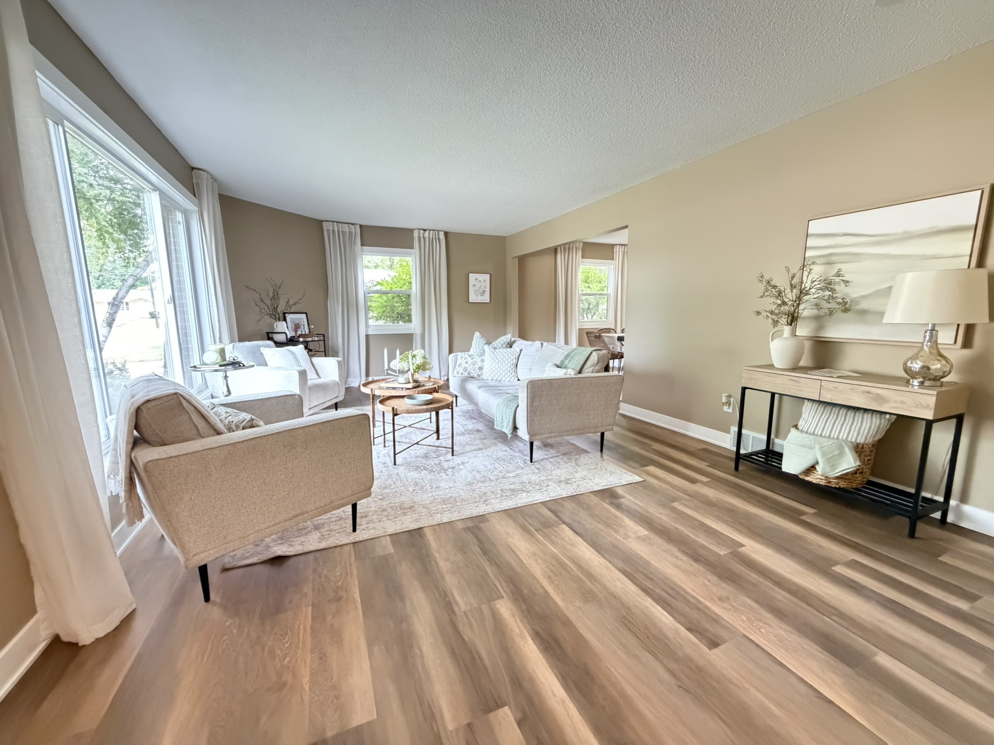 8304 Airline Avenue Property Photo 3
