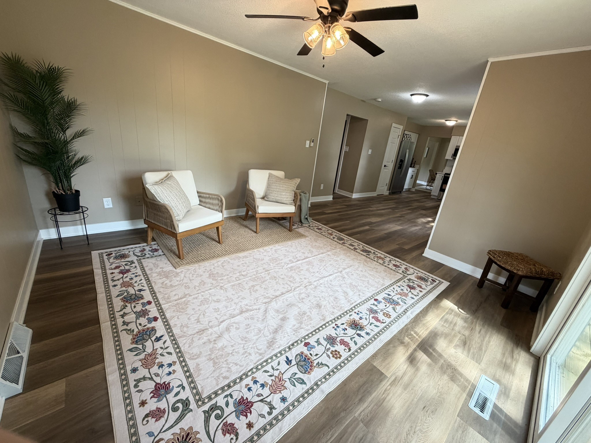 8304 Airline Avenue Property Photo 9