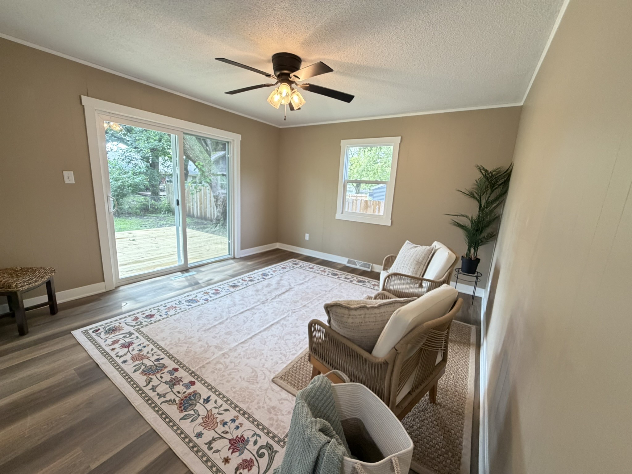 8304 Airline Avenue Property Photo 10