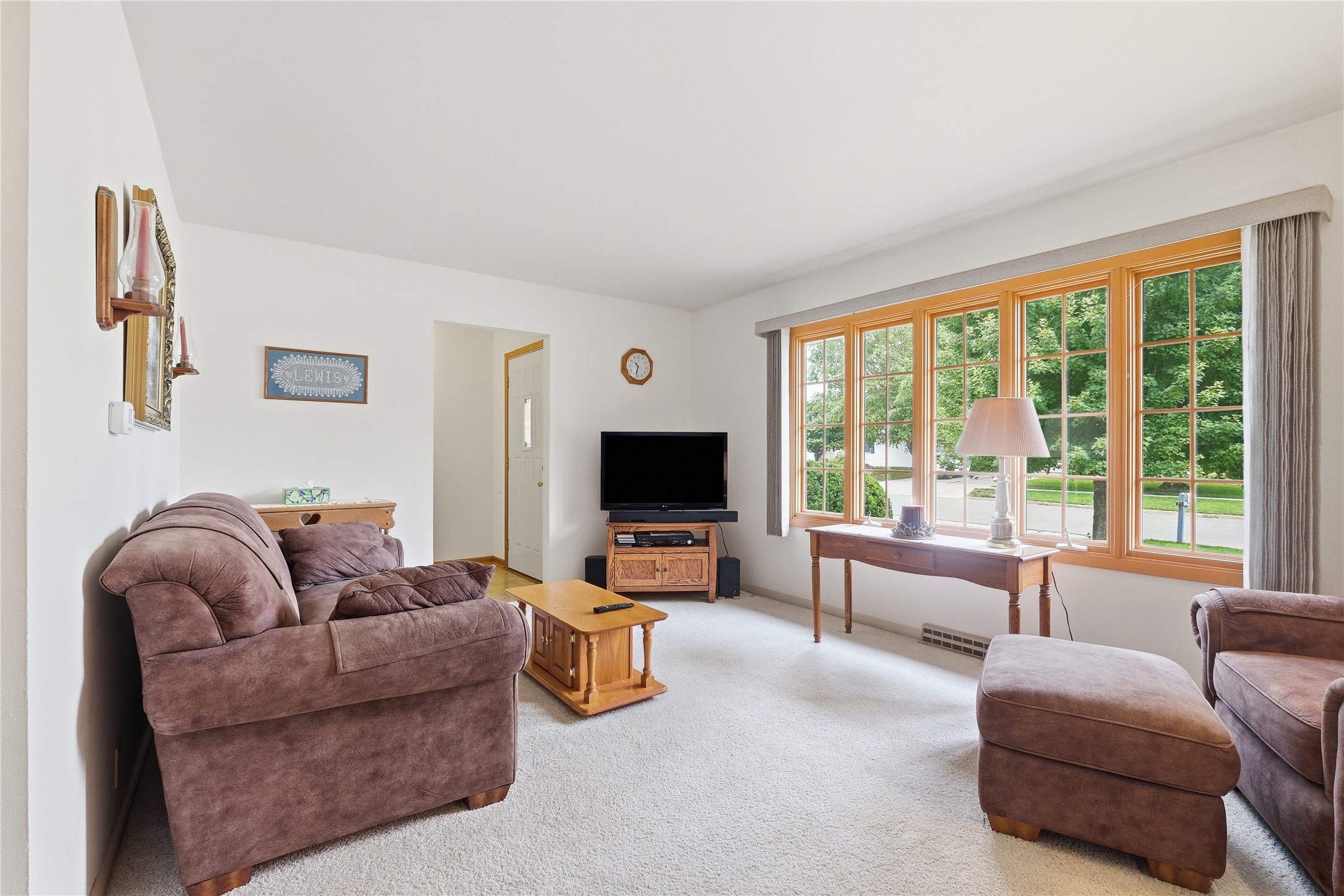 1622 Spencer Street Property Photo 6