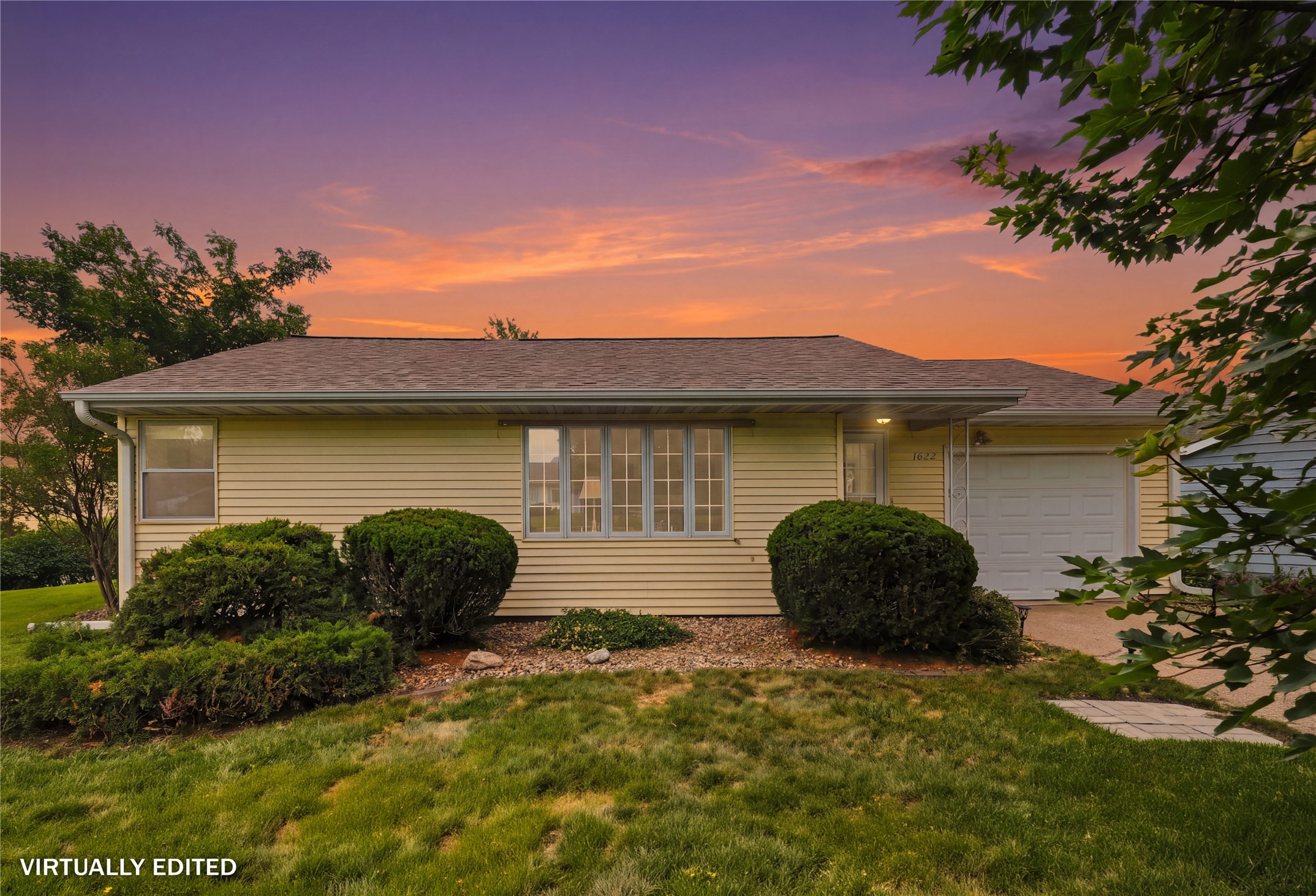 1622 Spencer Street Property Photo 24