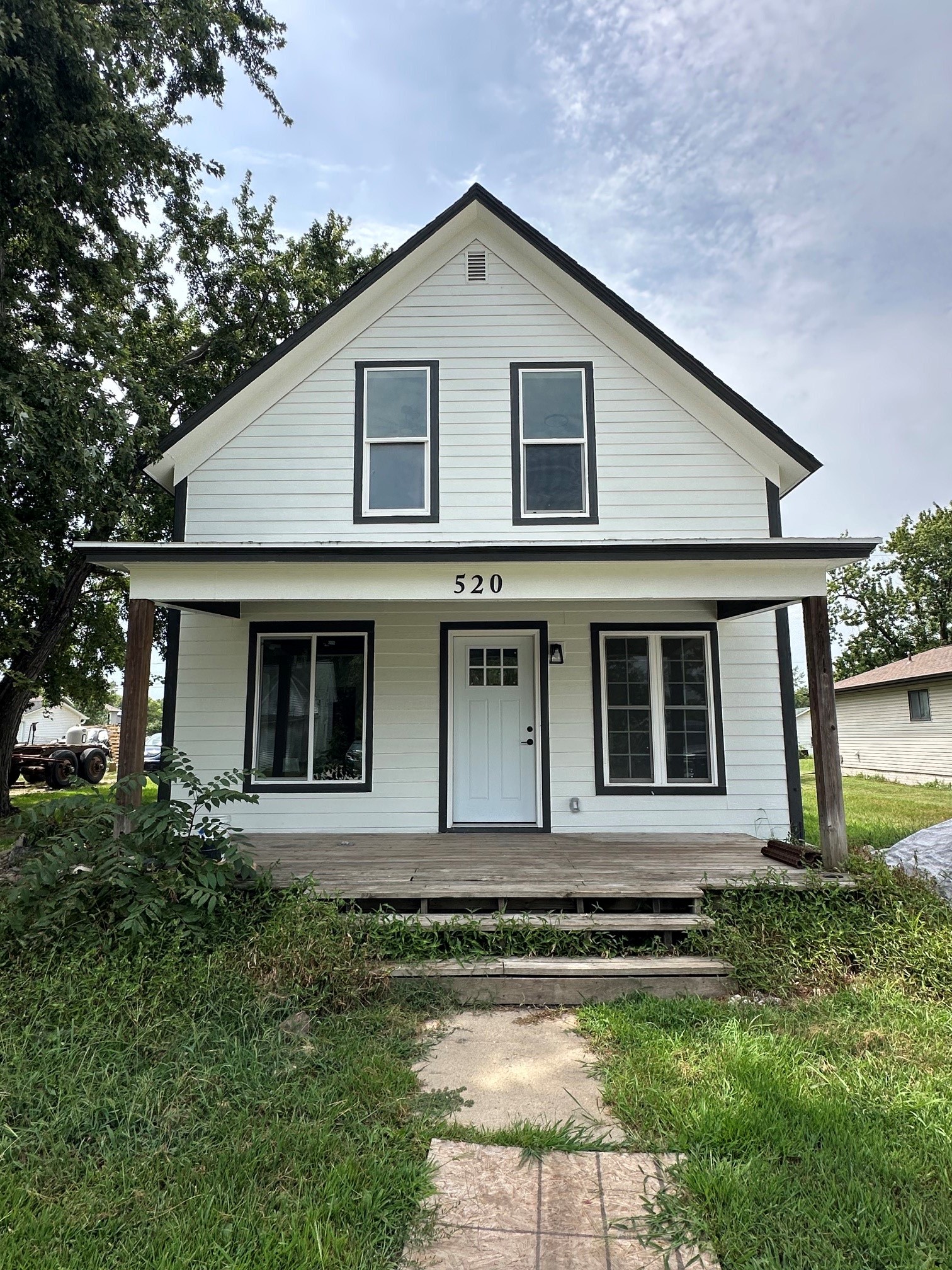 520 N Main Street N Property Photo 1
