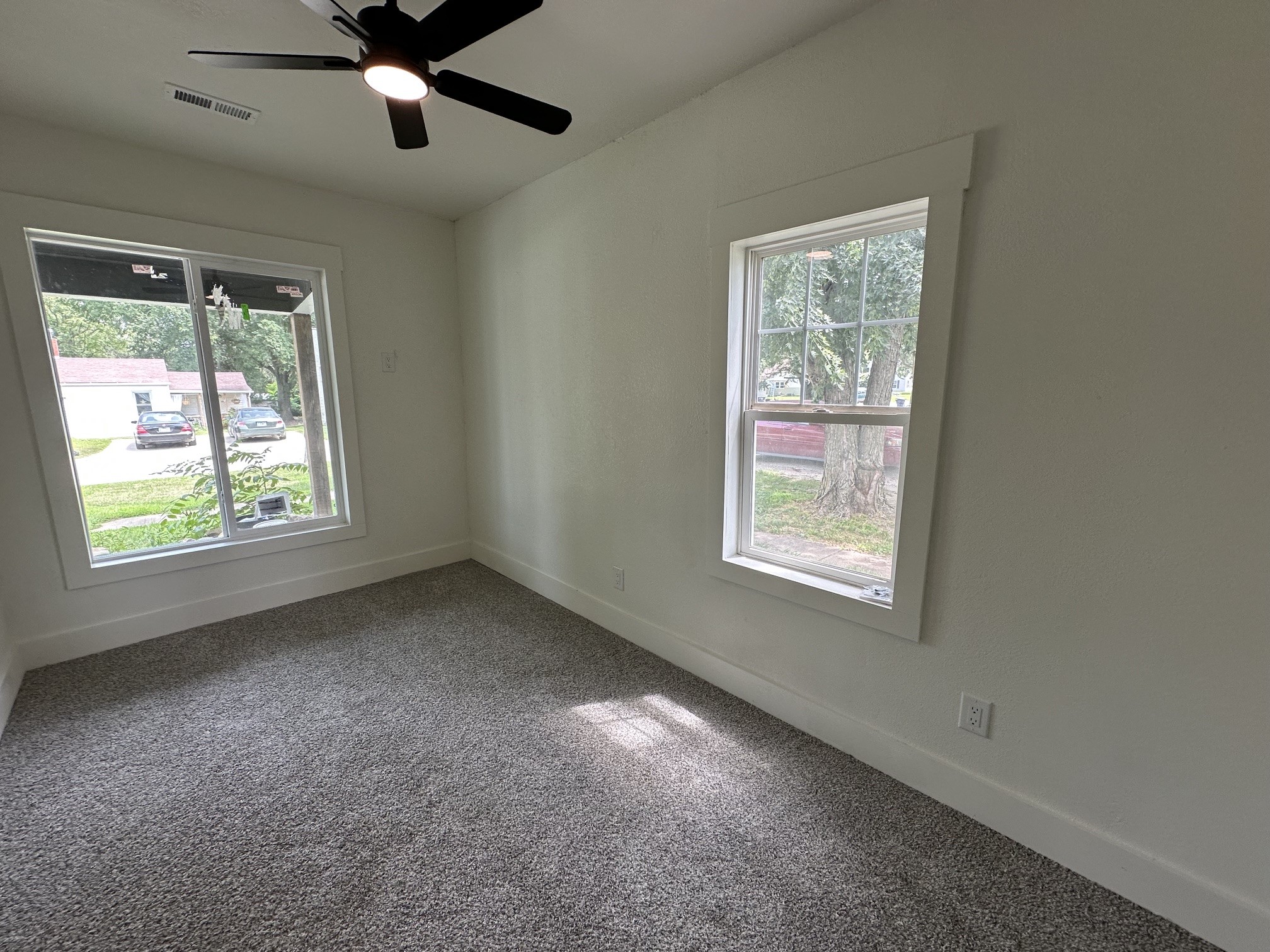 520 N Main Street N Property Photo 8