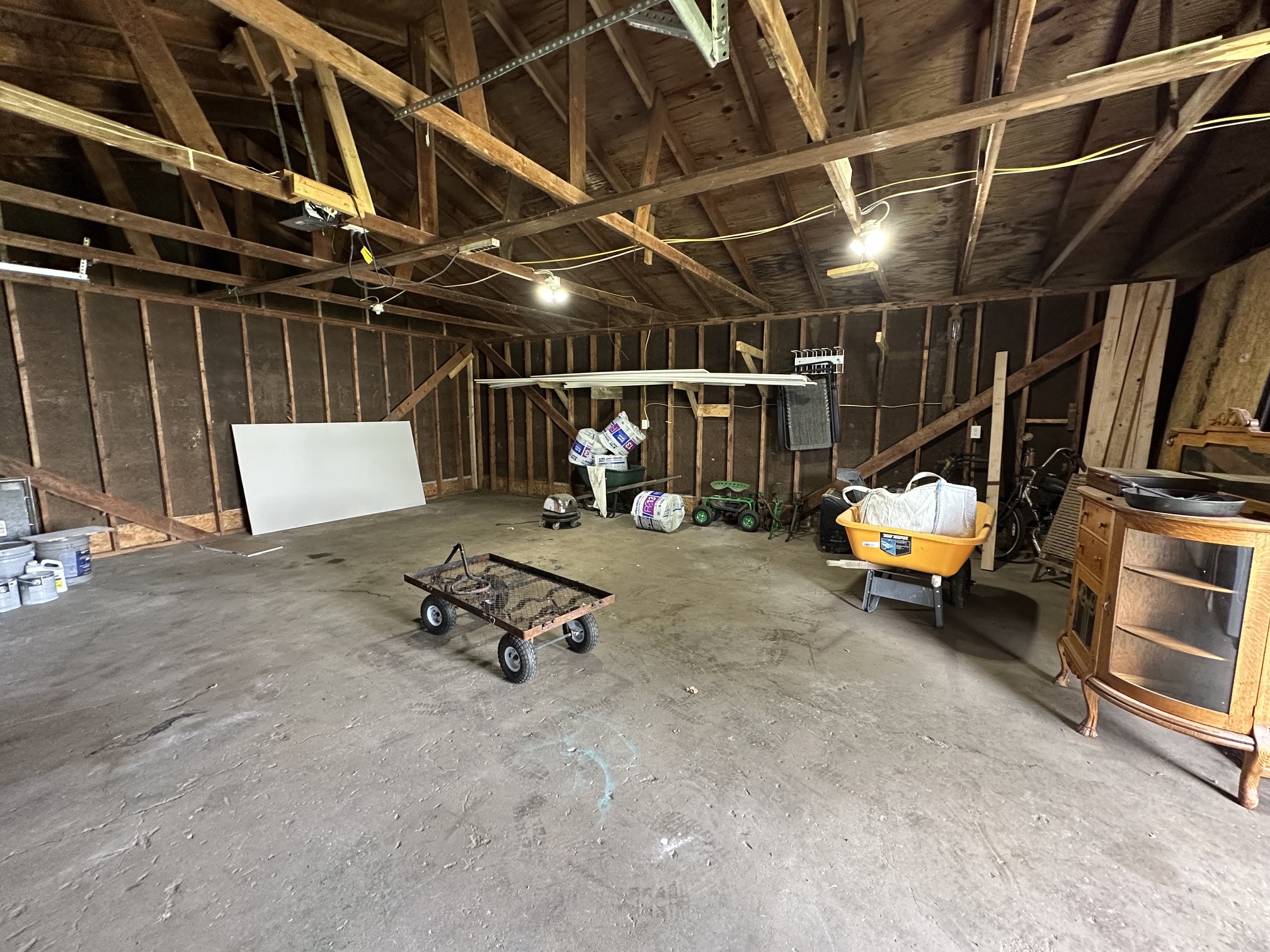 520 N Main Street N Property Photo 17