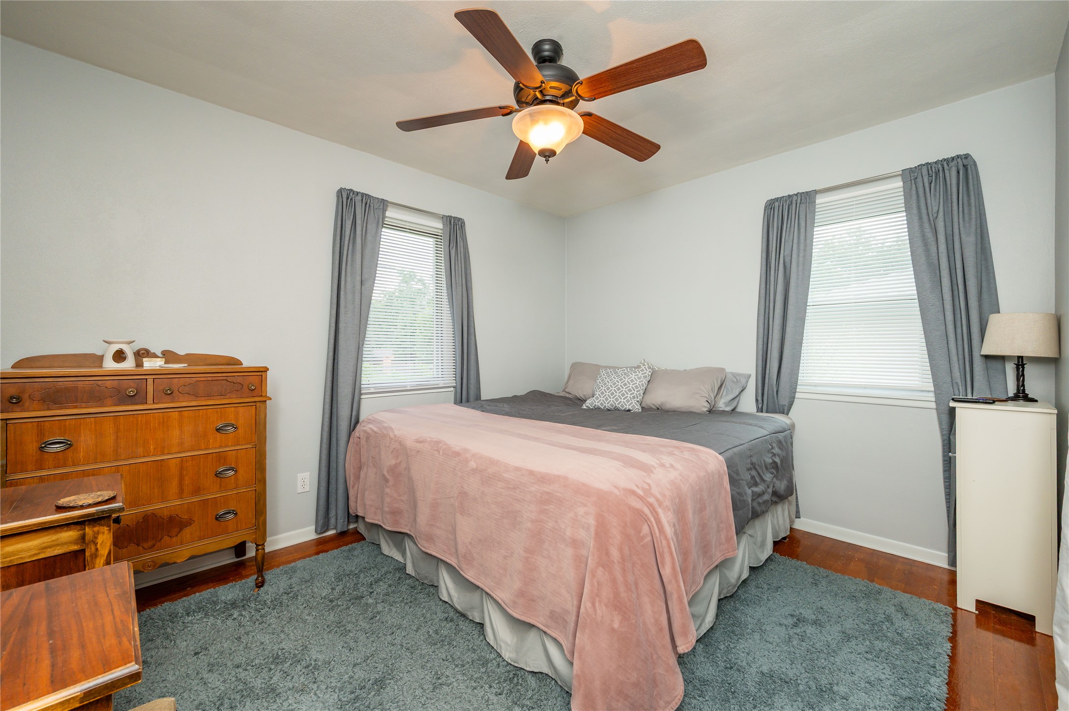3201 E Ovid Avenue Property Photo 8