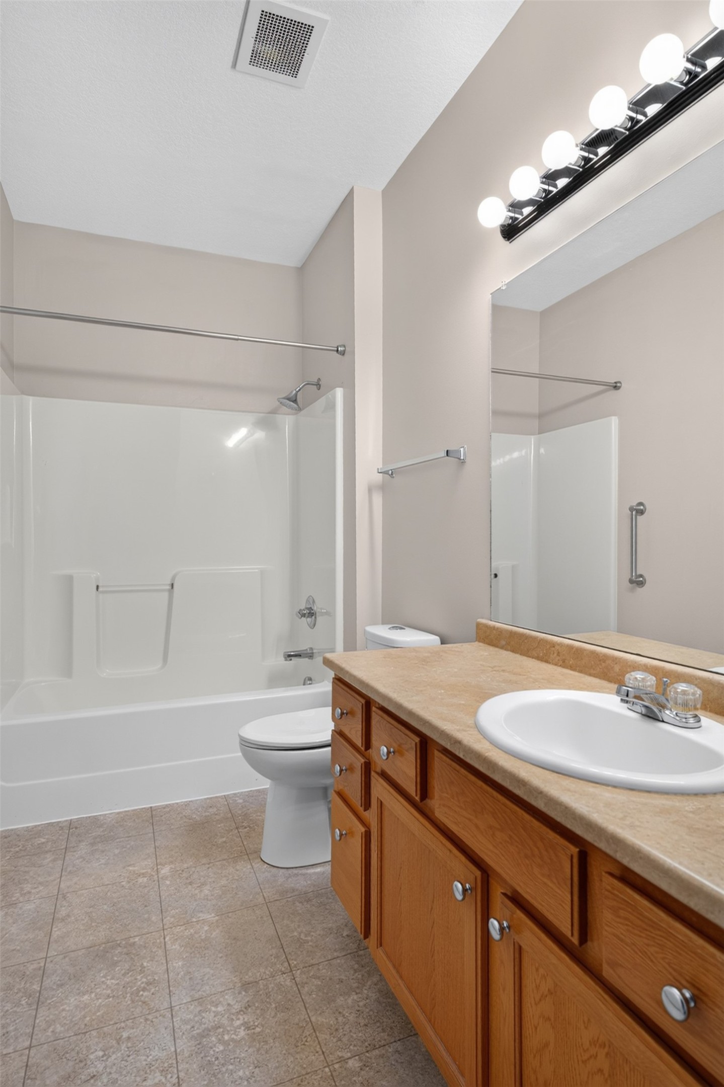 10335 Norfolk Drive 13 Property Photo 11
