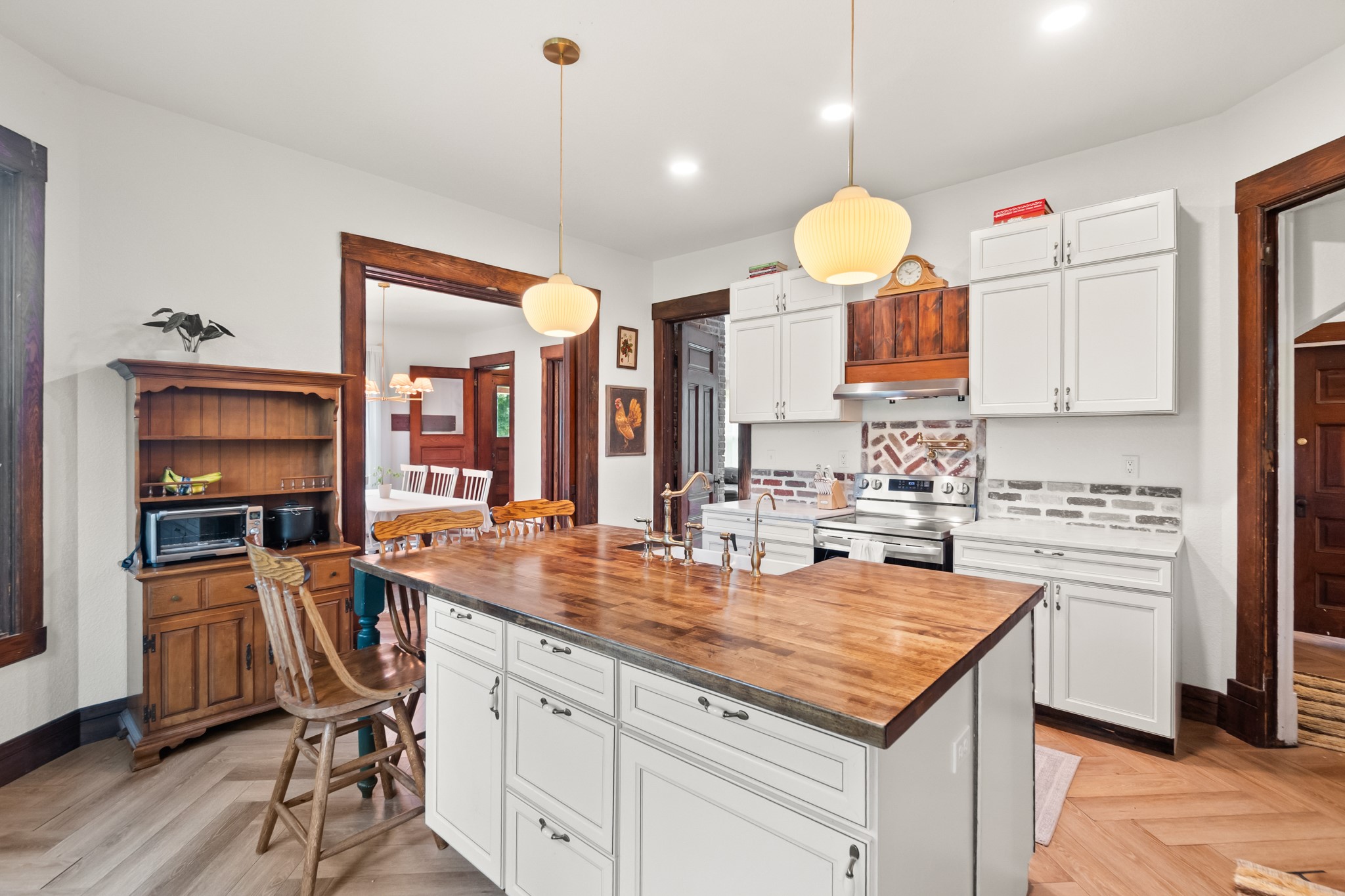 19562 N Avenue Property Photo 10