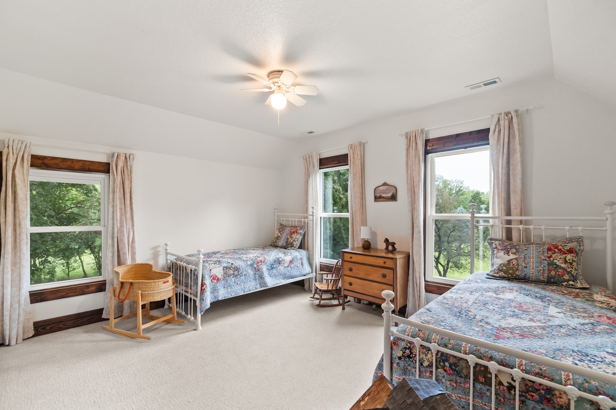 19562 N Avenue Property Photo 24