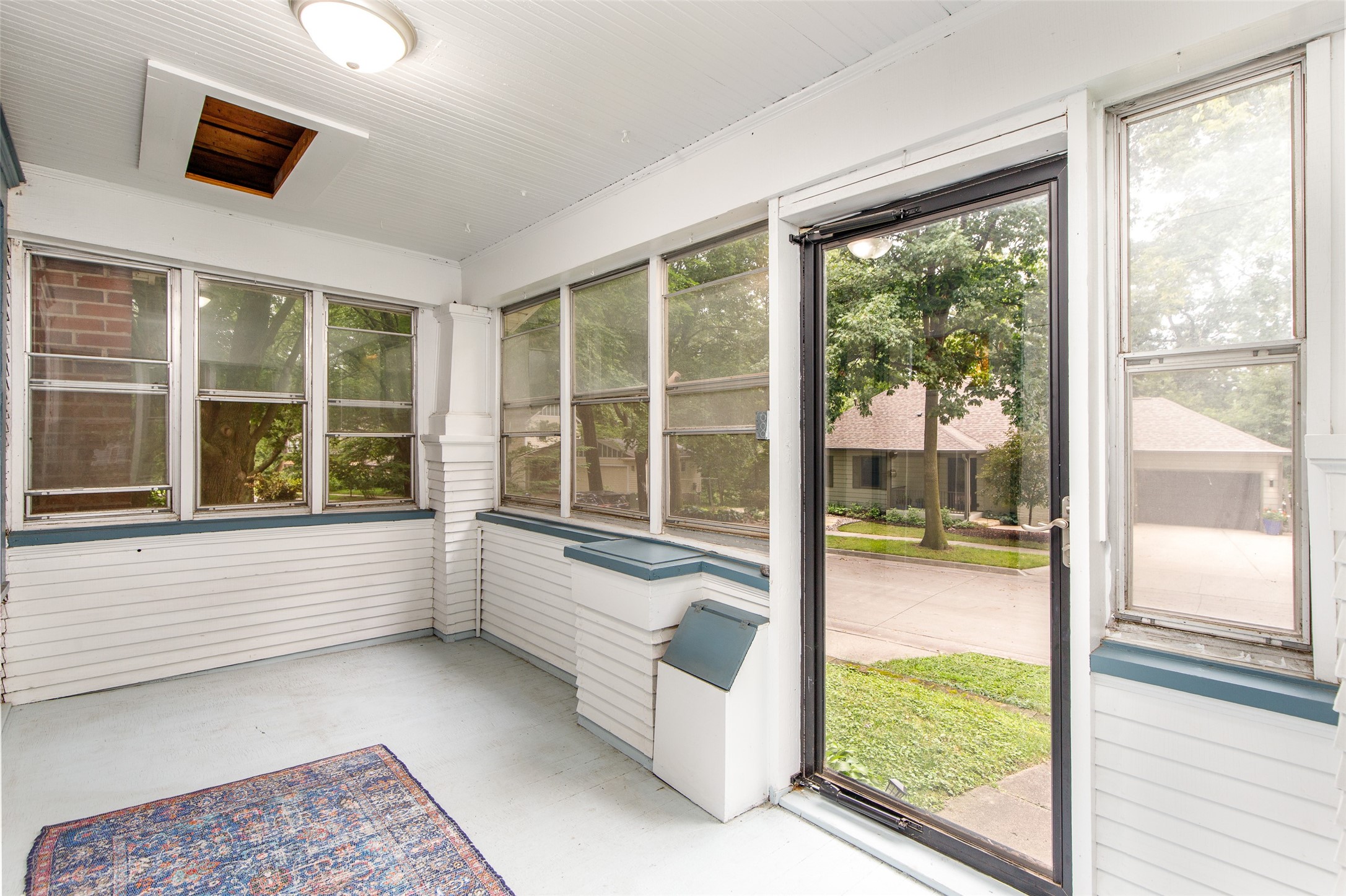 1236 Orchard Drive Property Photo 3