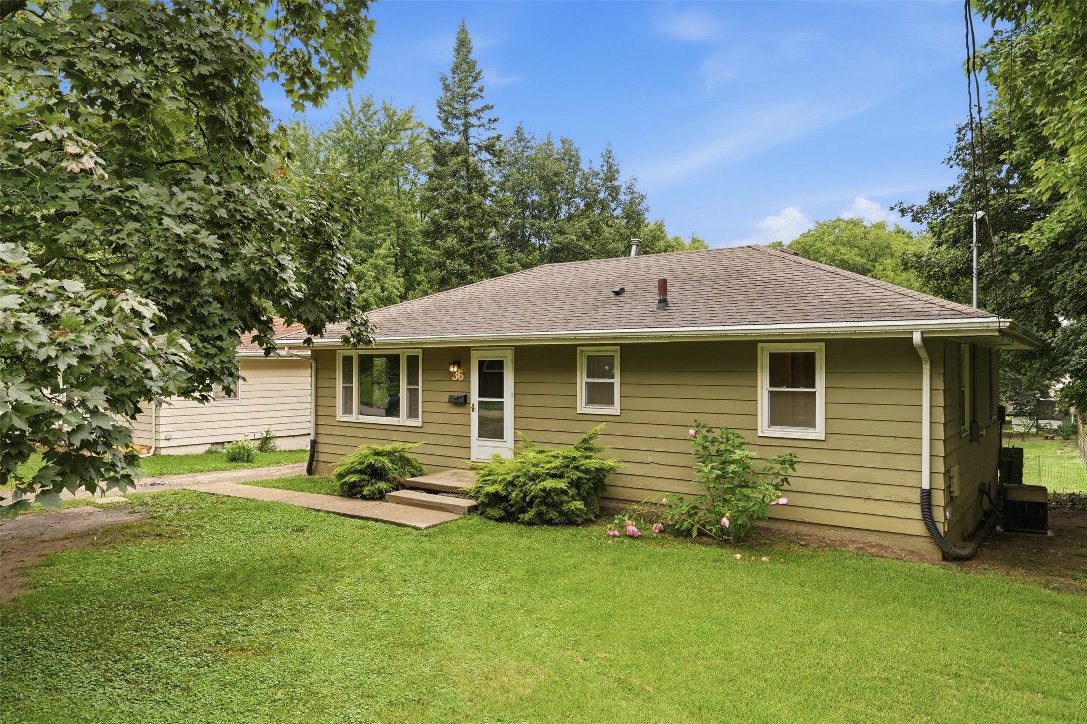 36 E Thornton Avenue Property Photo 1