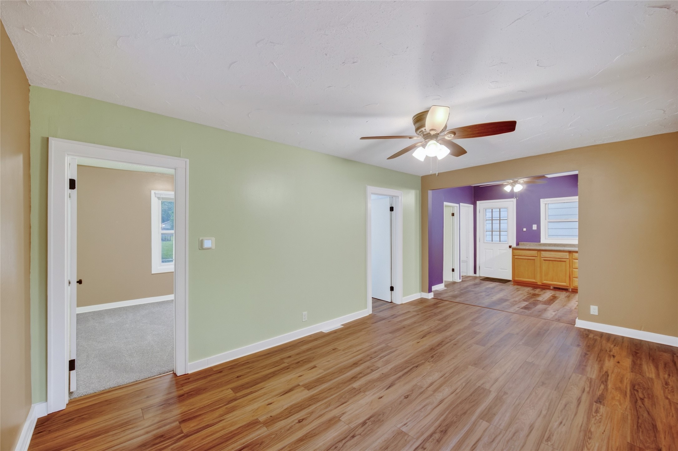 1705 E 29th Street Property Photo 3