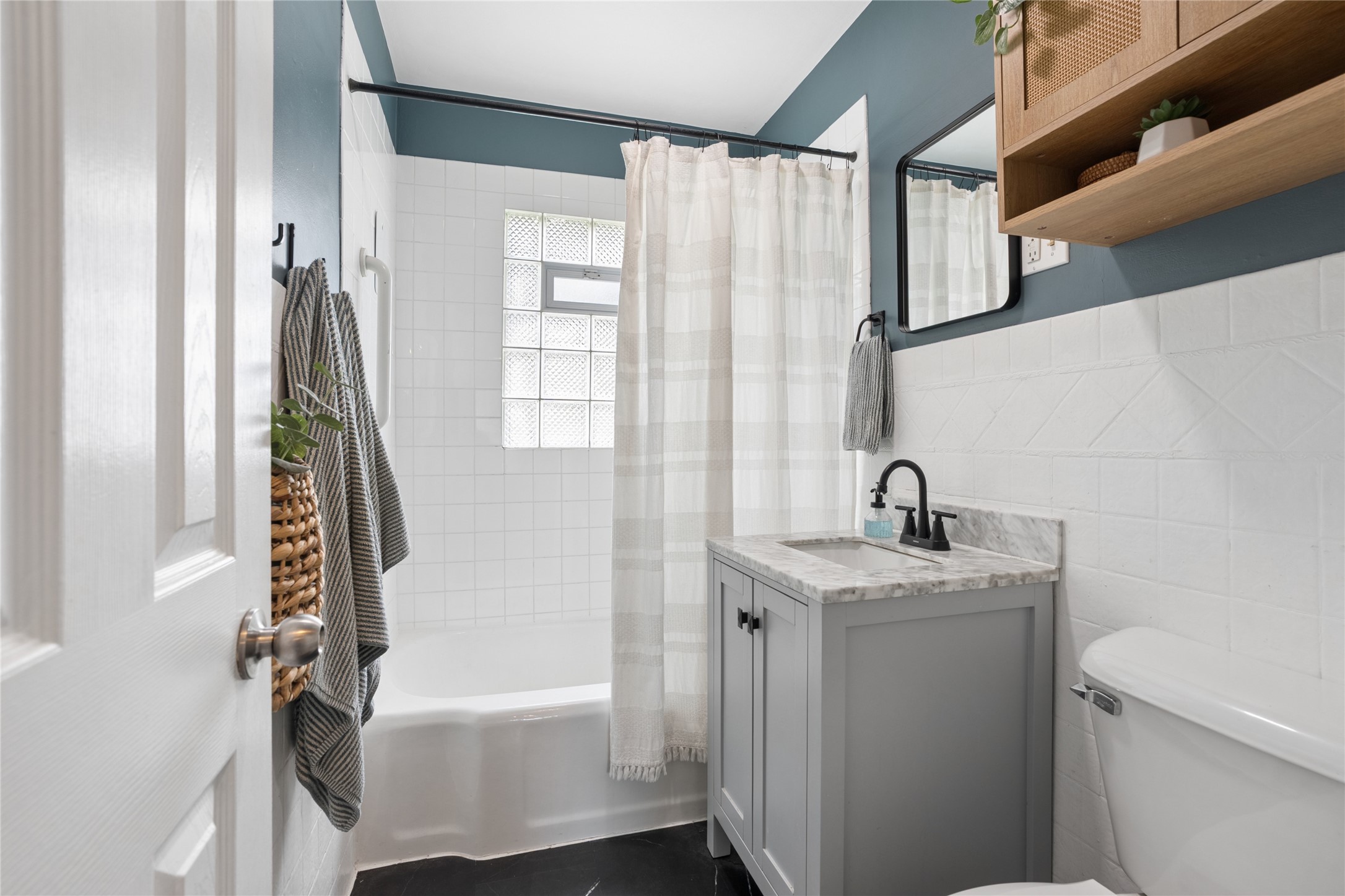 809 10th Street Property Photo 18