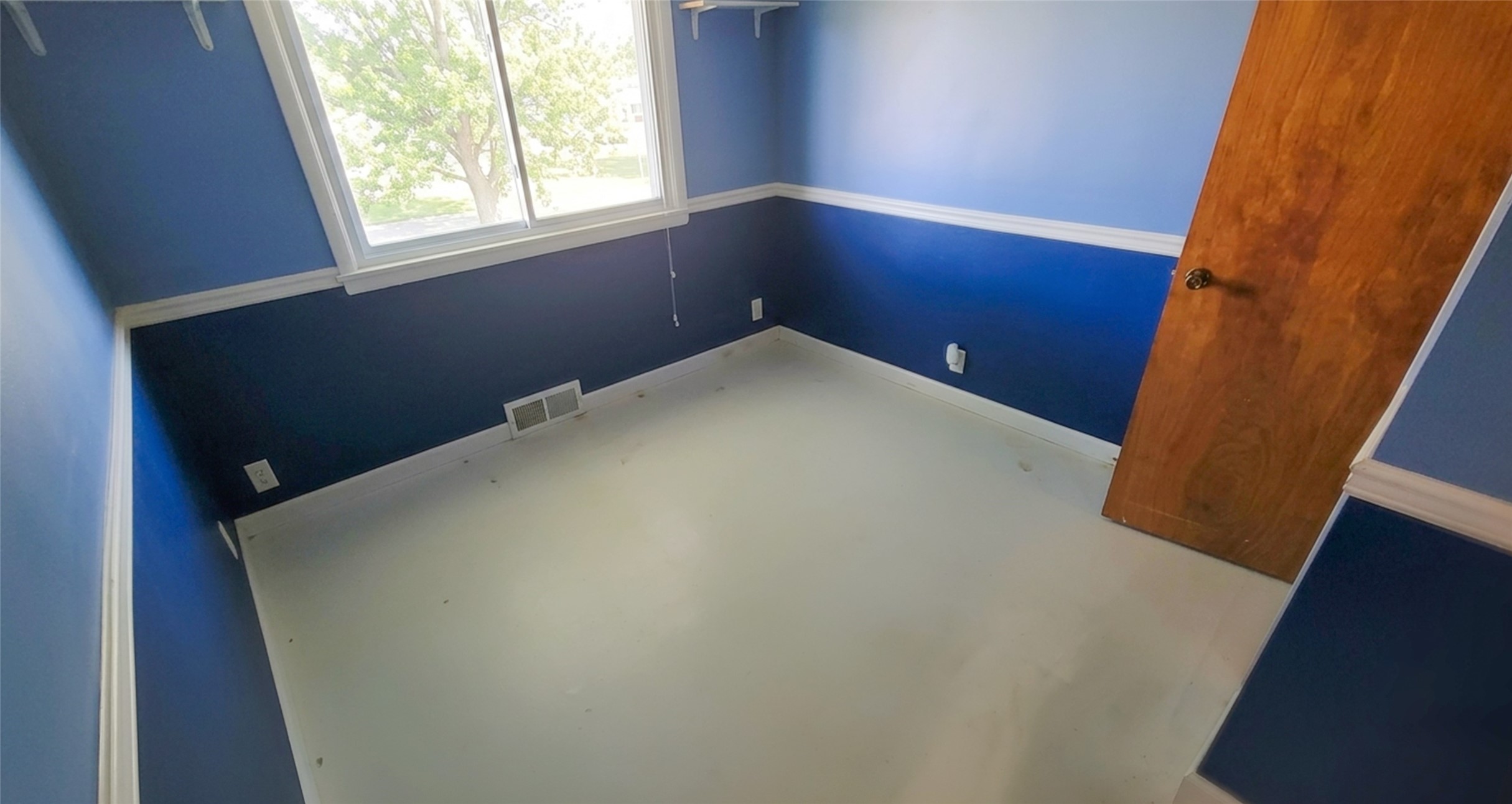 1109 Kathy Lane Property Photo 12