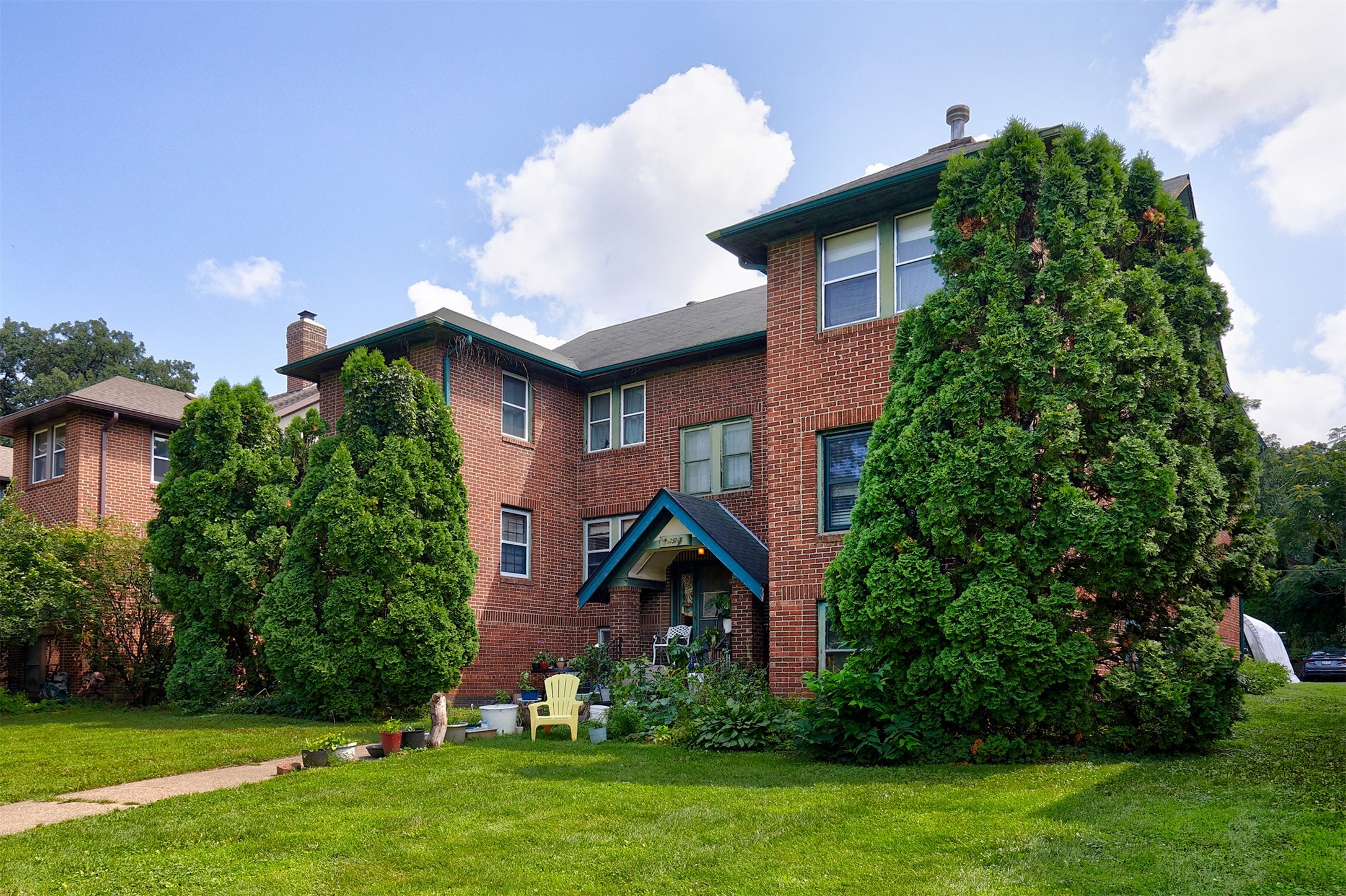 3936 University Avenue 4 Property Photo 1