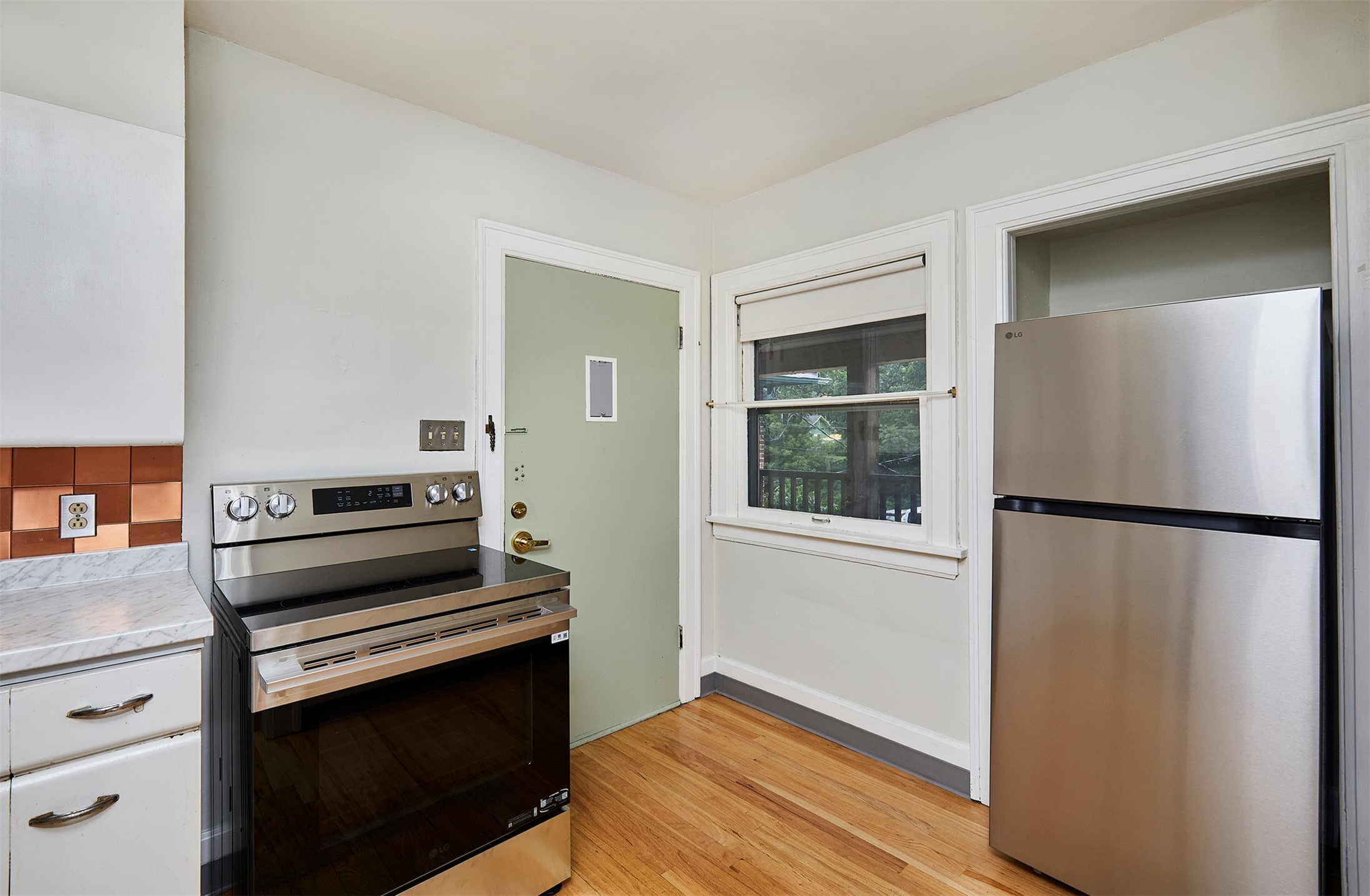 3936 University Avenue 4 Property Photo 14
