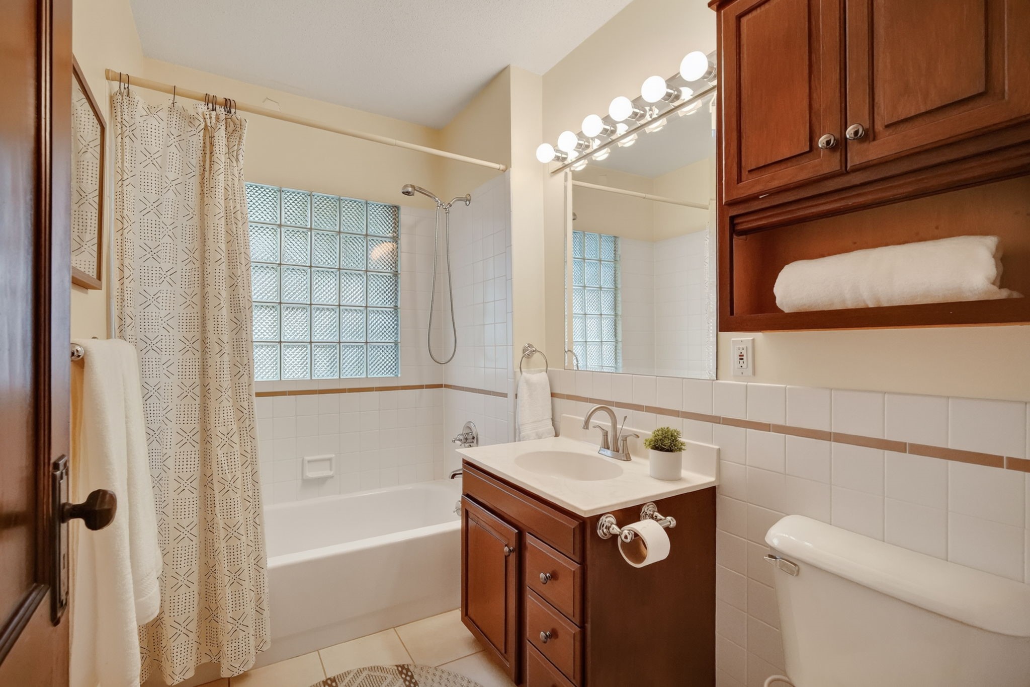 4433 Kingman Boulevard Property Photo 7