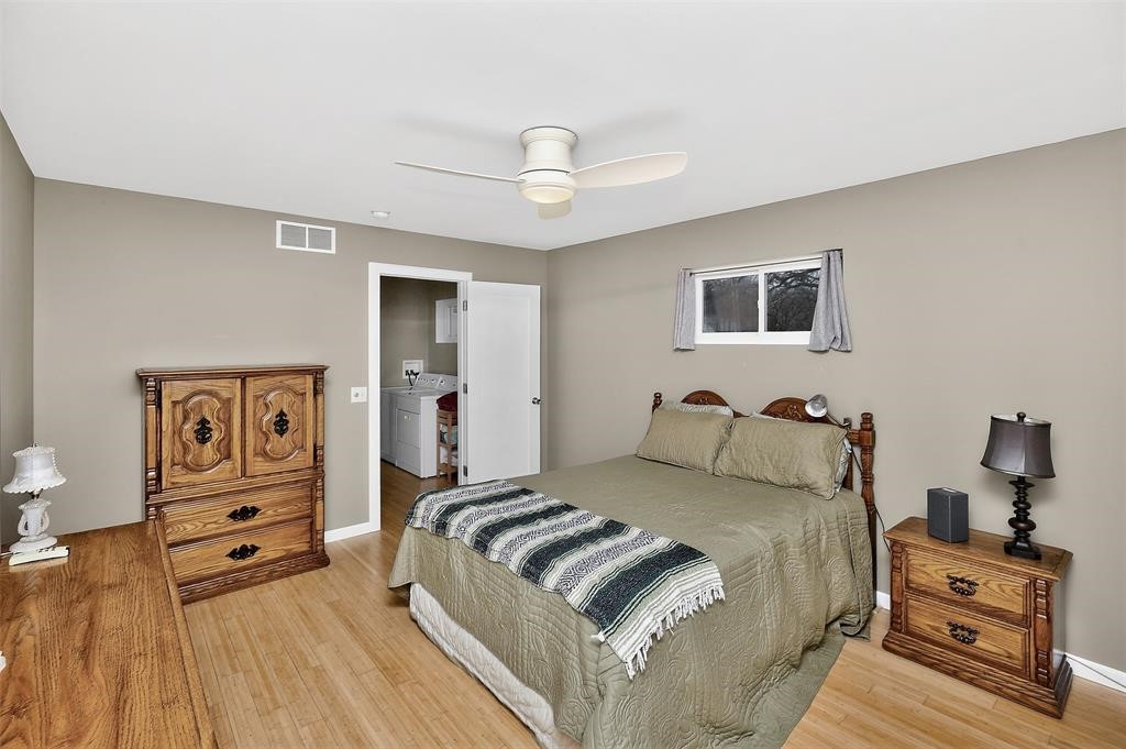 8104 Lakeshore Drive Property Photo 15