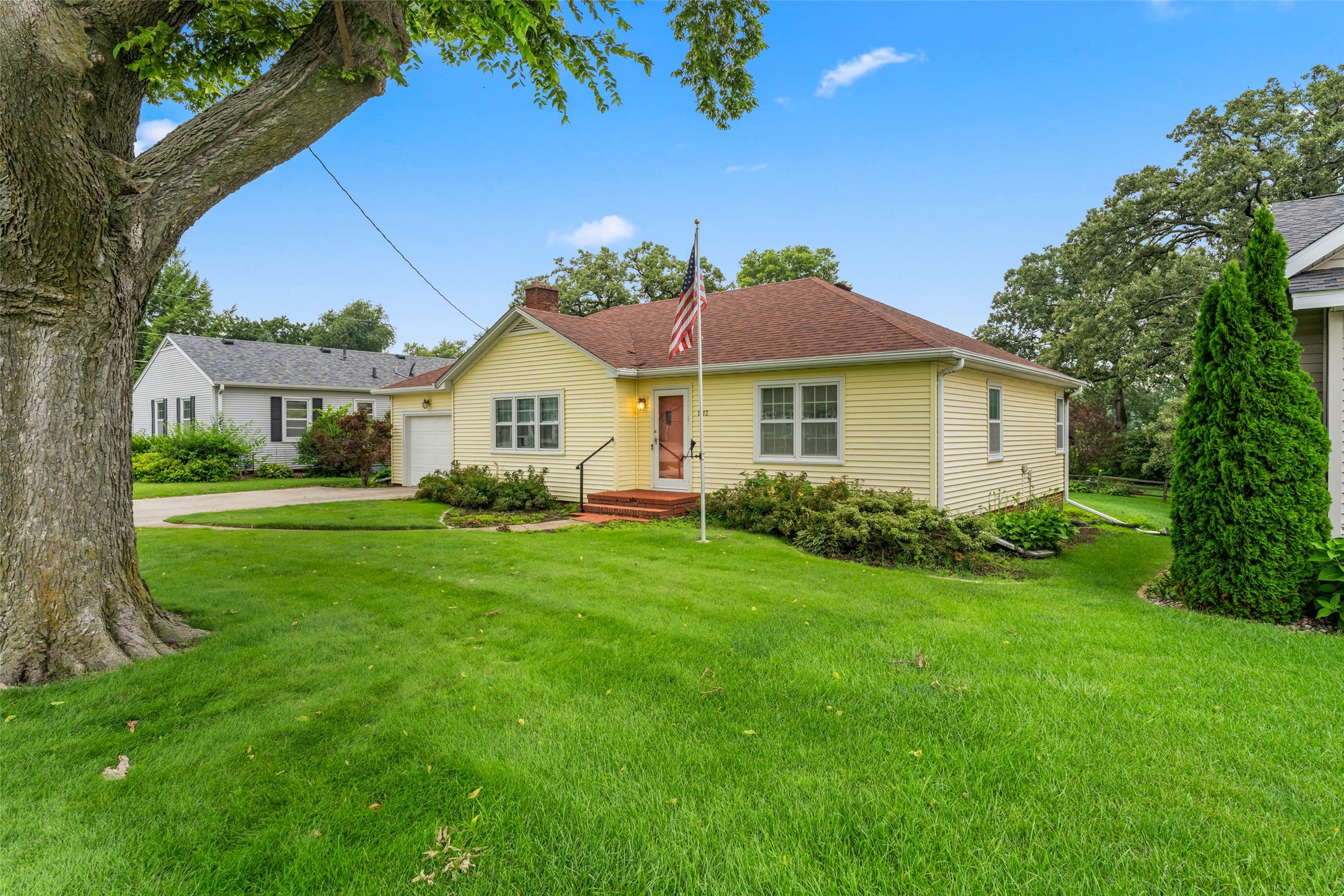 1112 S 12th Avenue W Property Photo 1