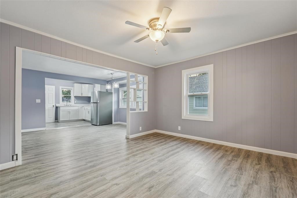 2636 Des Moines Street Property Photo 4