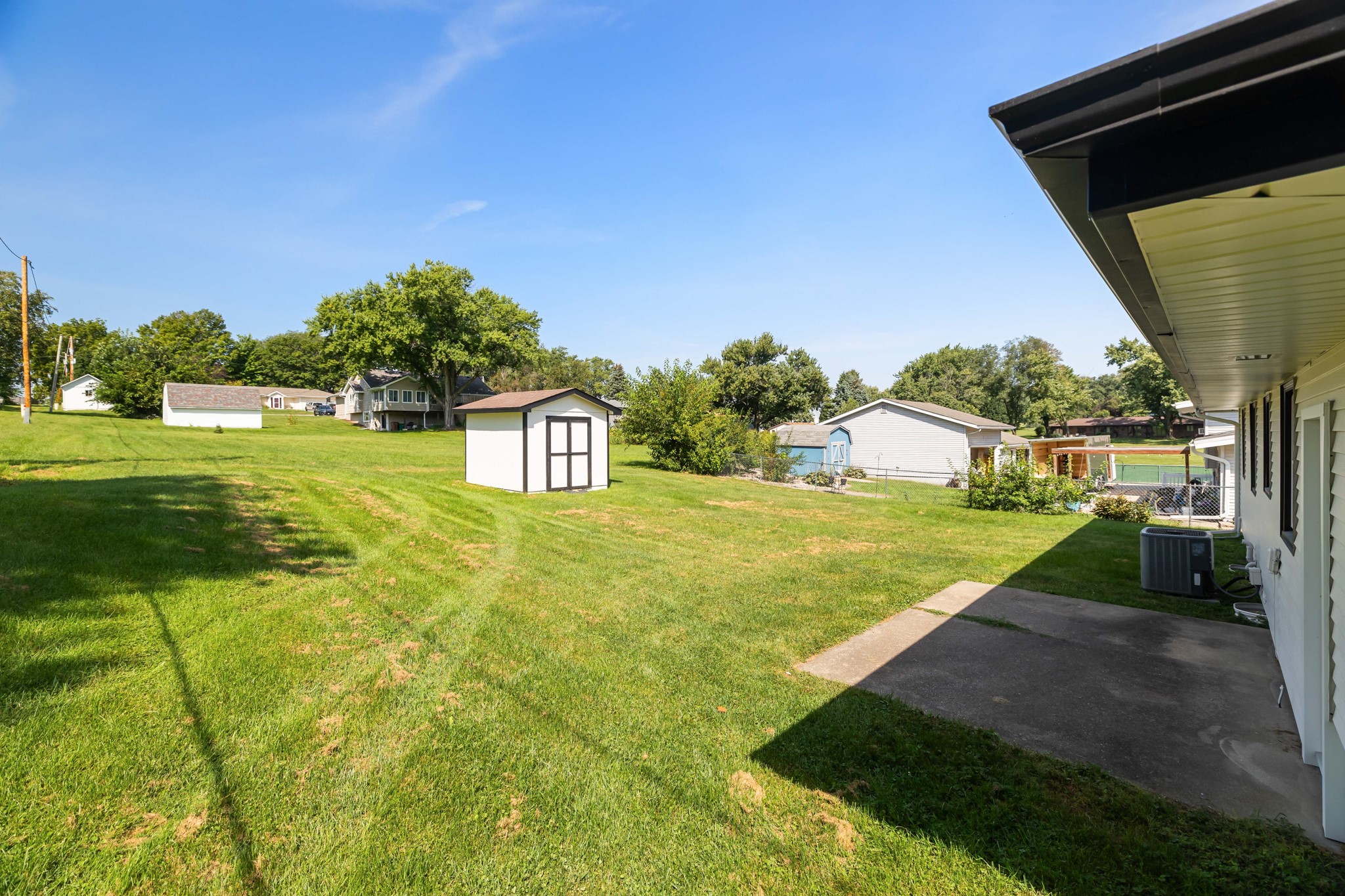 612 Dallas Street Property Photo 6
