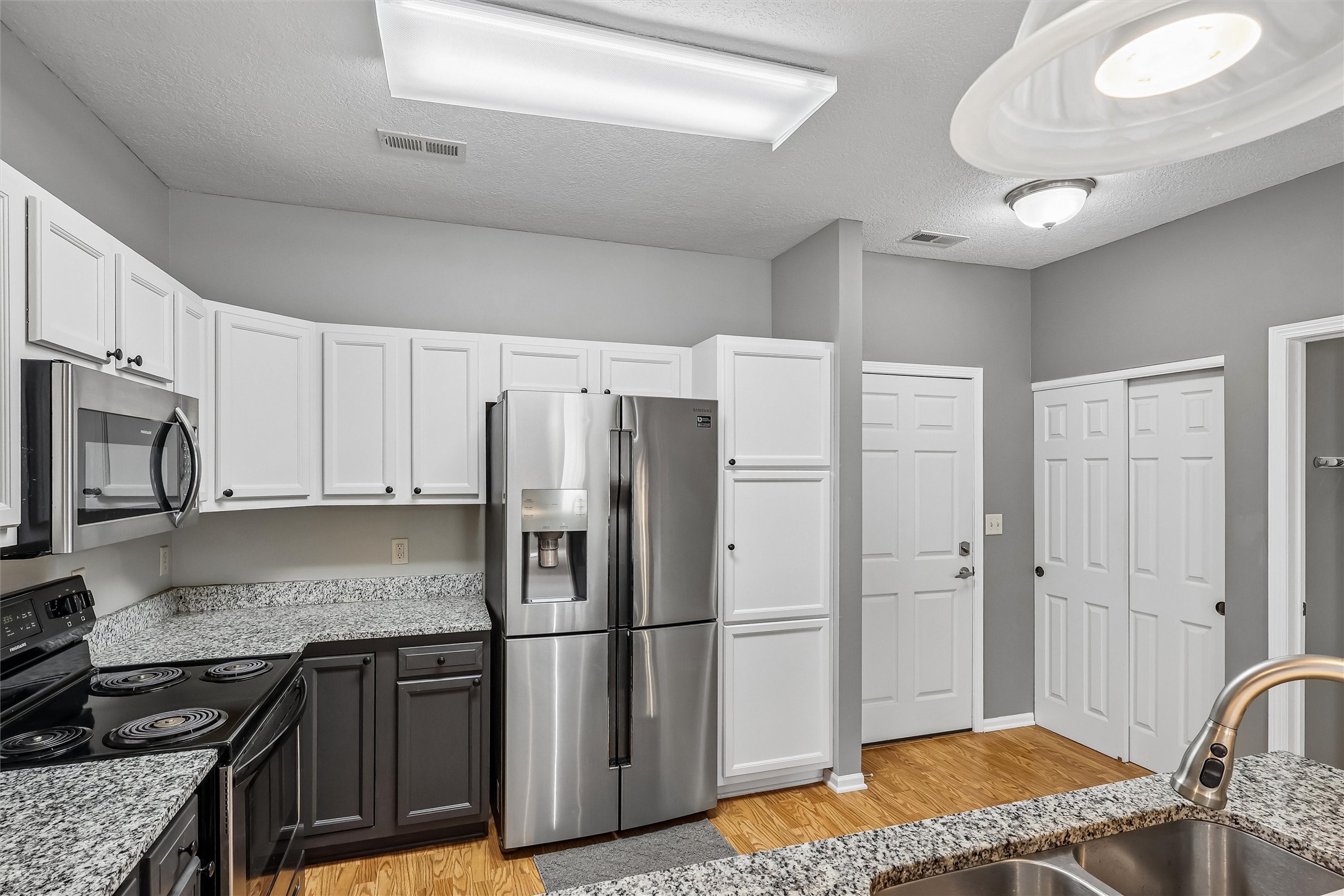 1331 Se University Avenue 207 Property Photo 12
