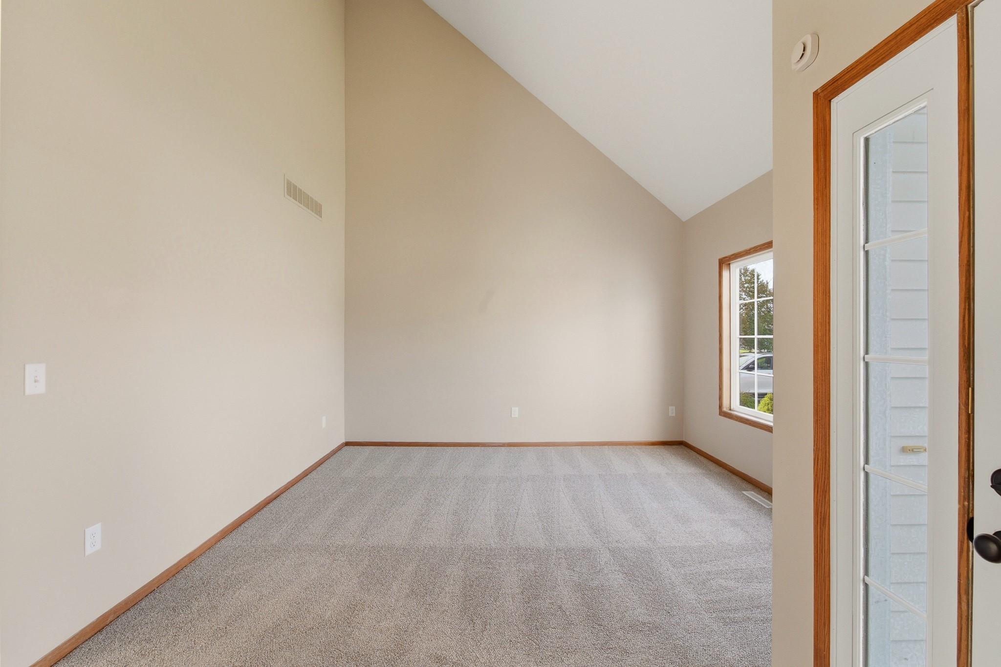 706 Filmore Avenue Se Property Photo 4