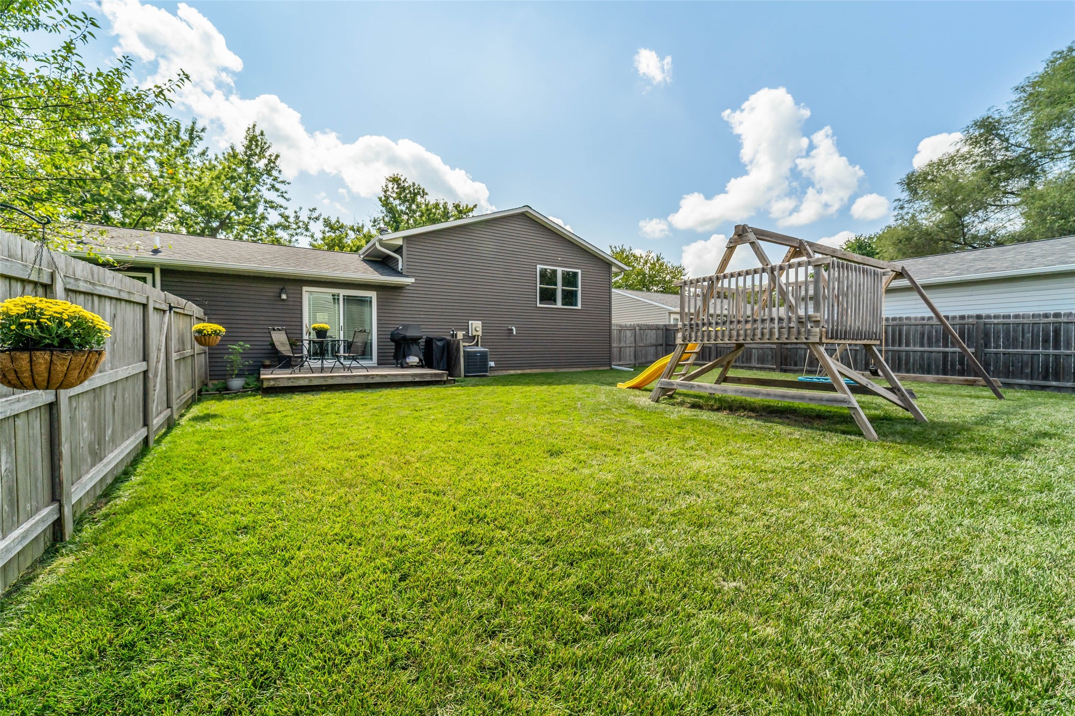 2401 White Oak Drive Property Photo 16