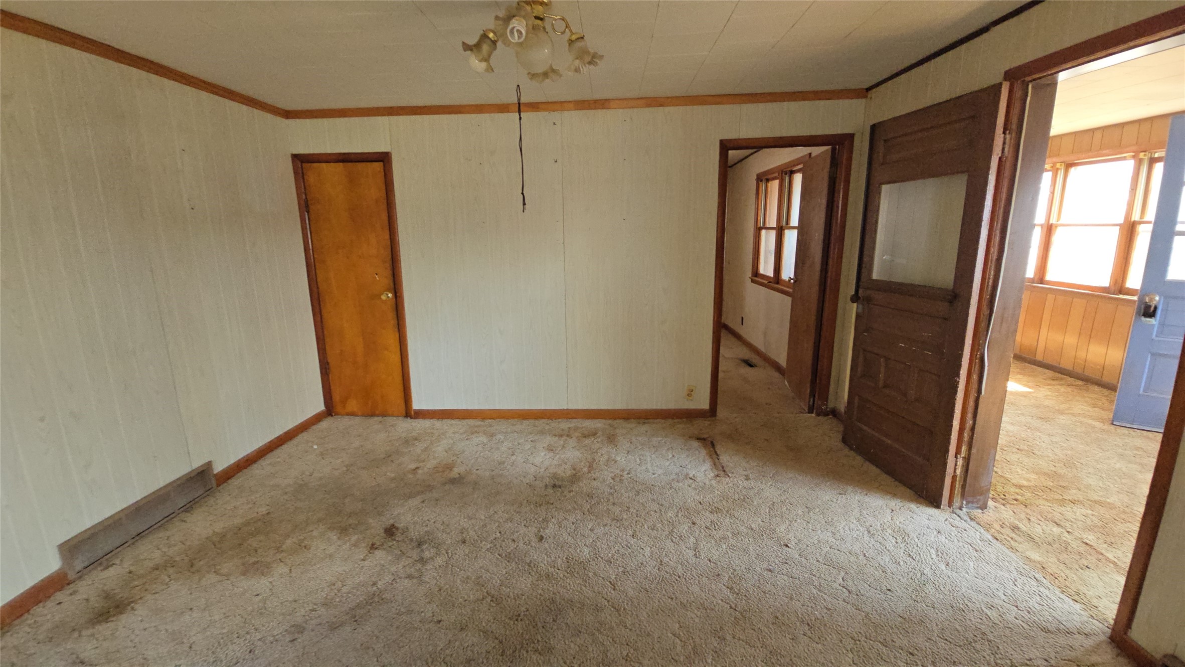 103 N 4th Avenue Property Photo 12
