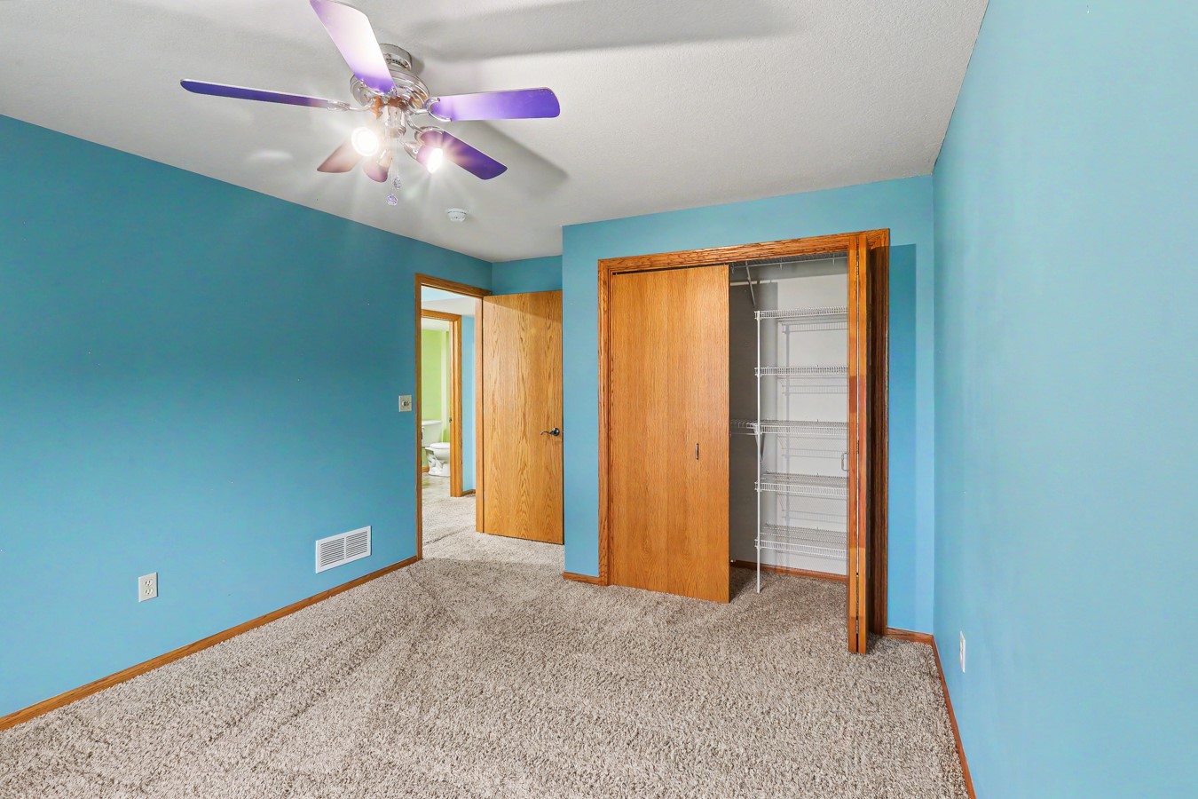 2521 Hemel Drive Property Photo 27