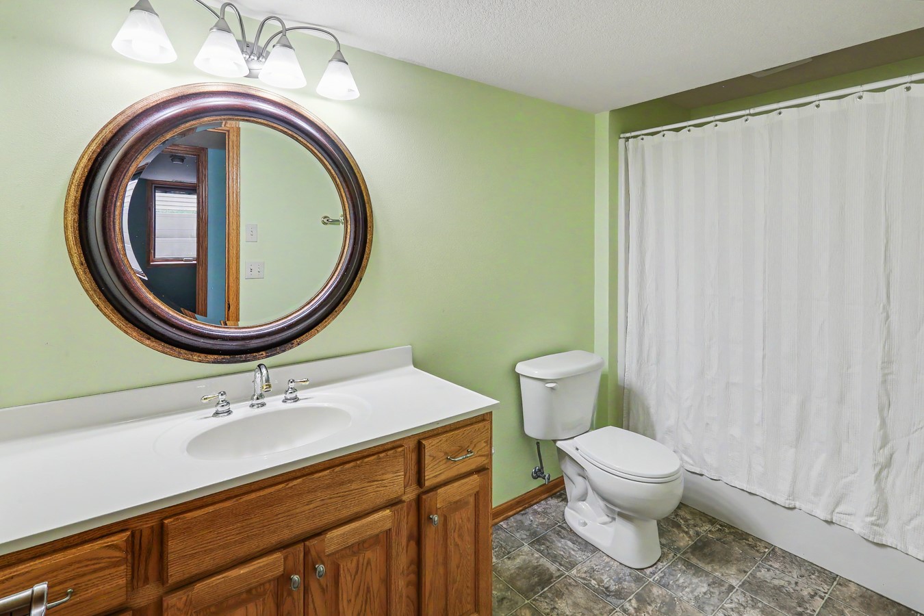 2521 Hemel Drive Property Photo 30