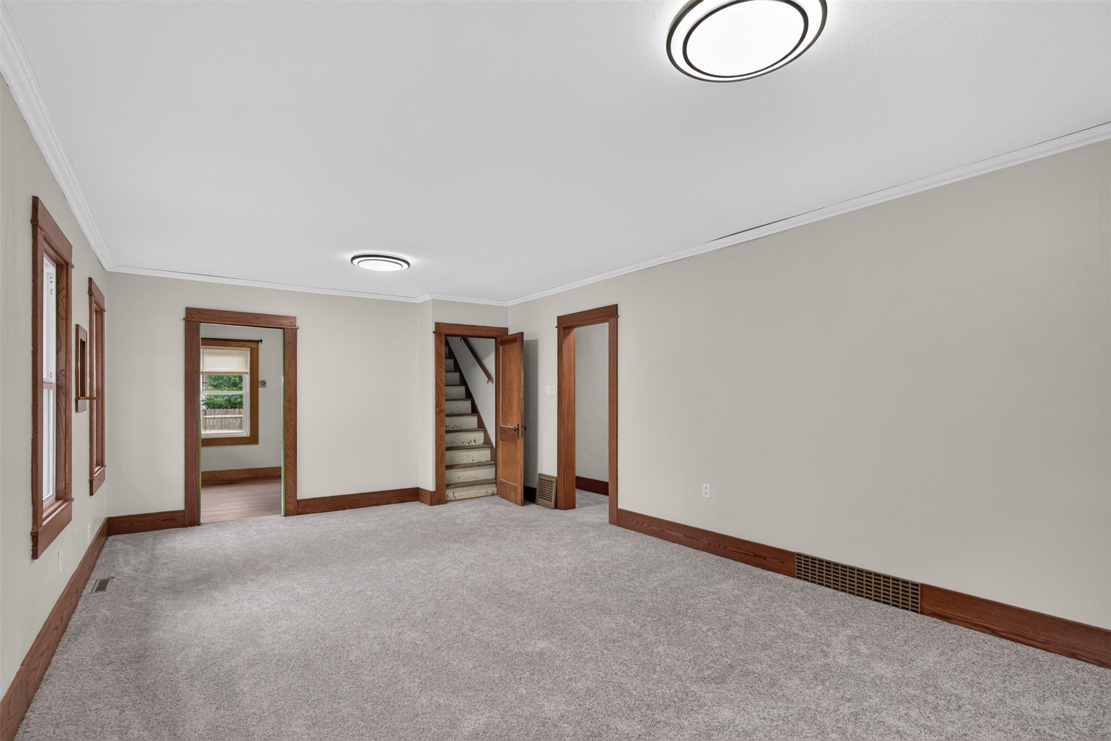 1111 Grand Avenue Property Photo 4