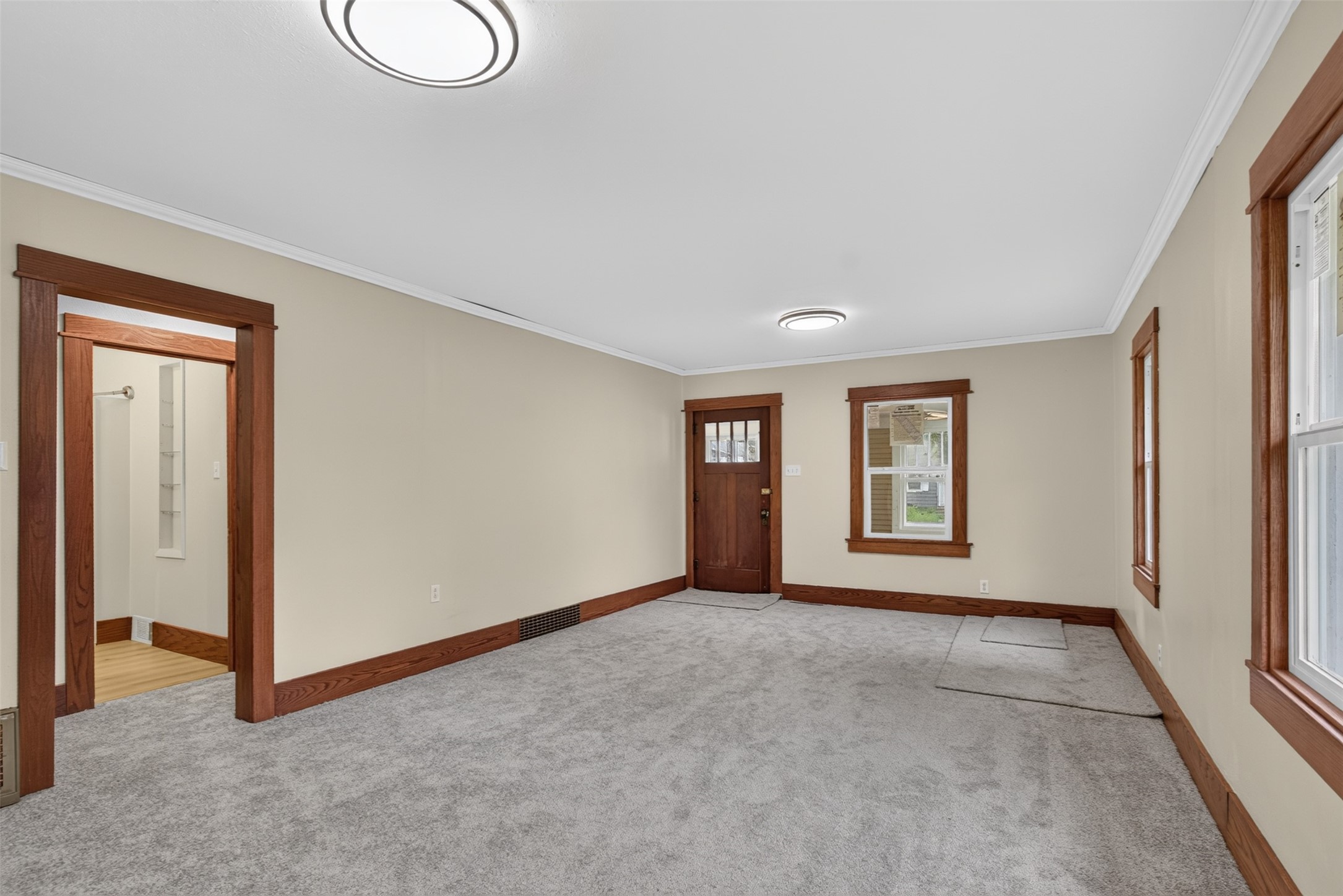 1111 Grand Avenue Property Photo 5