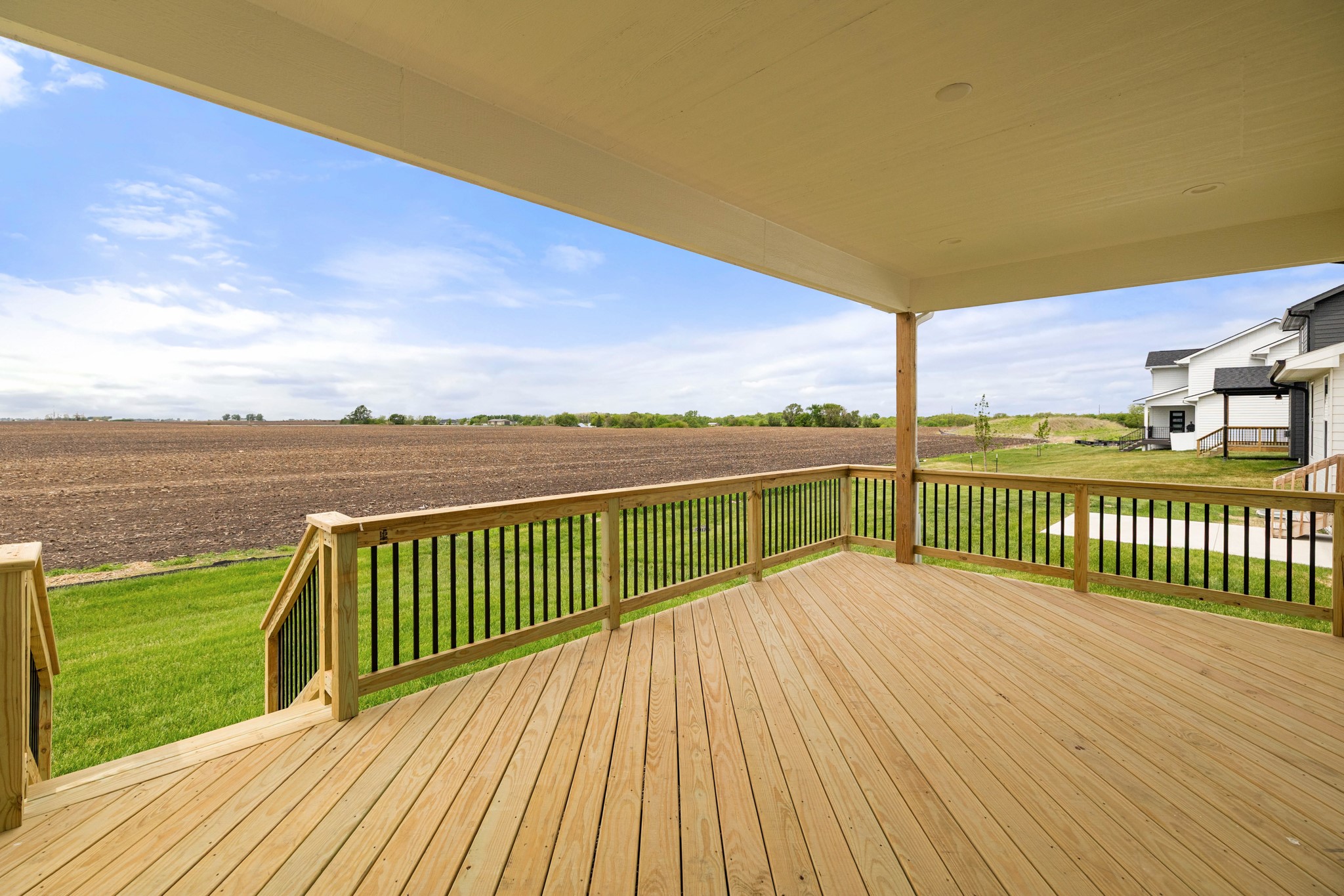 4668 180th Street Property Photo 15