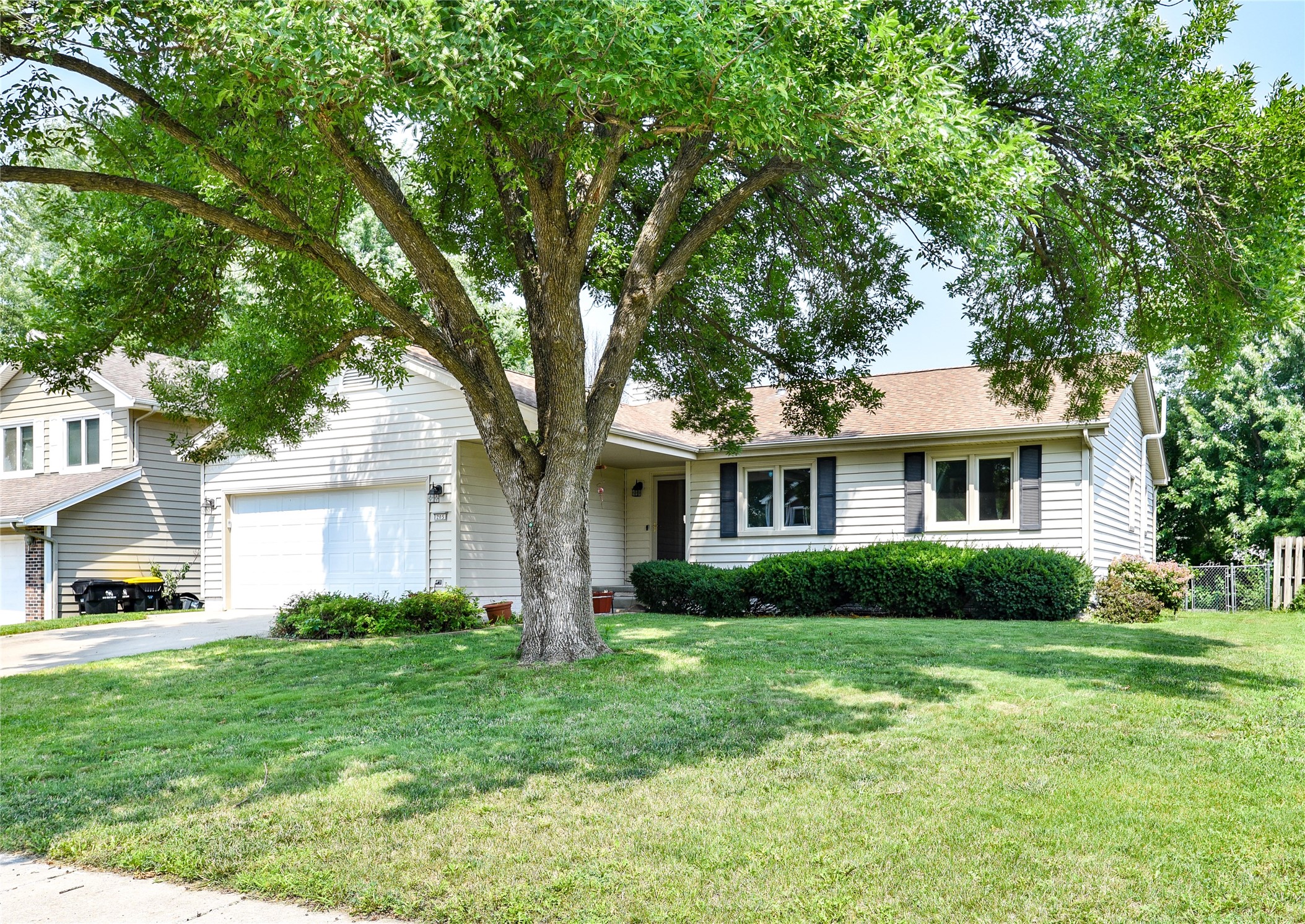 205 Southview Drive Property Photo 2