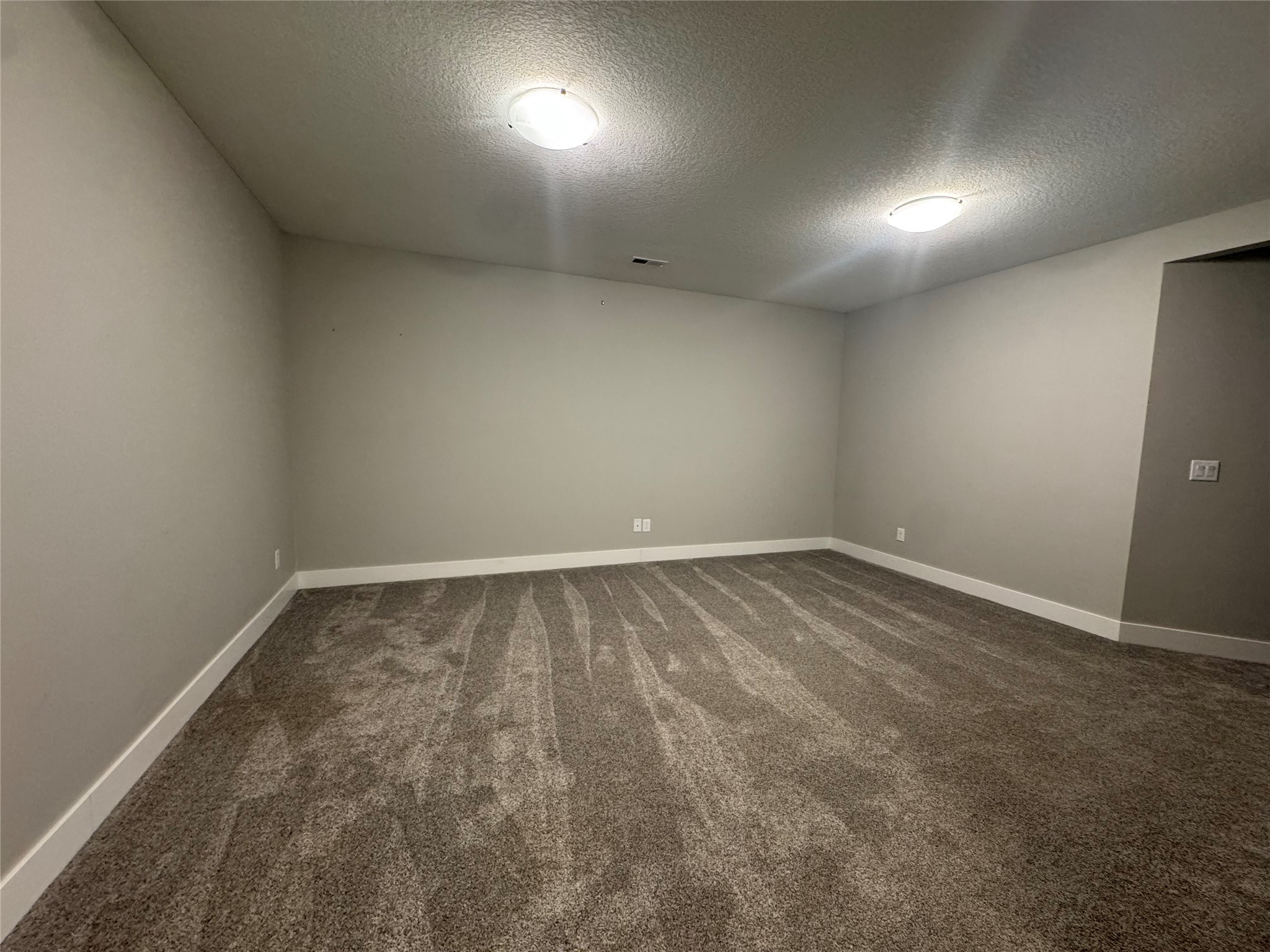 103 N Oak Park Avenue A Property Photo 6