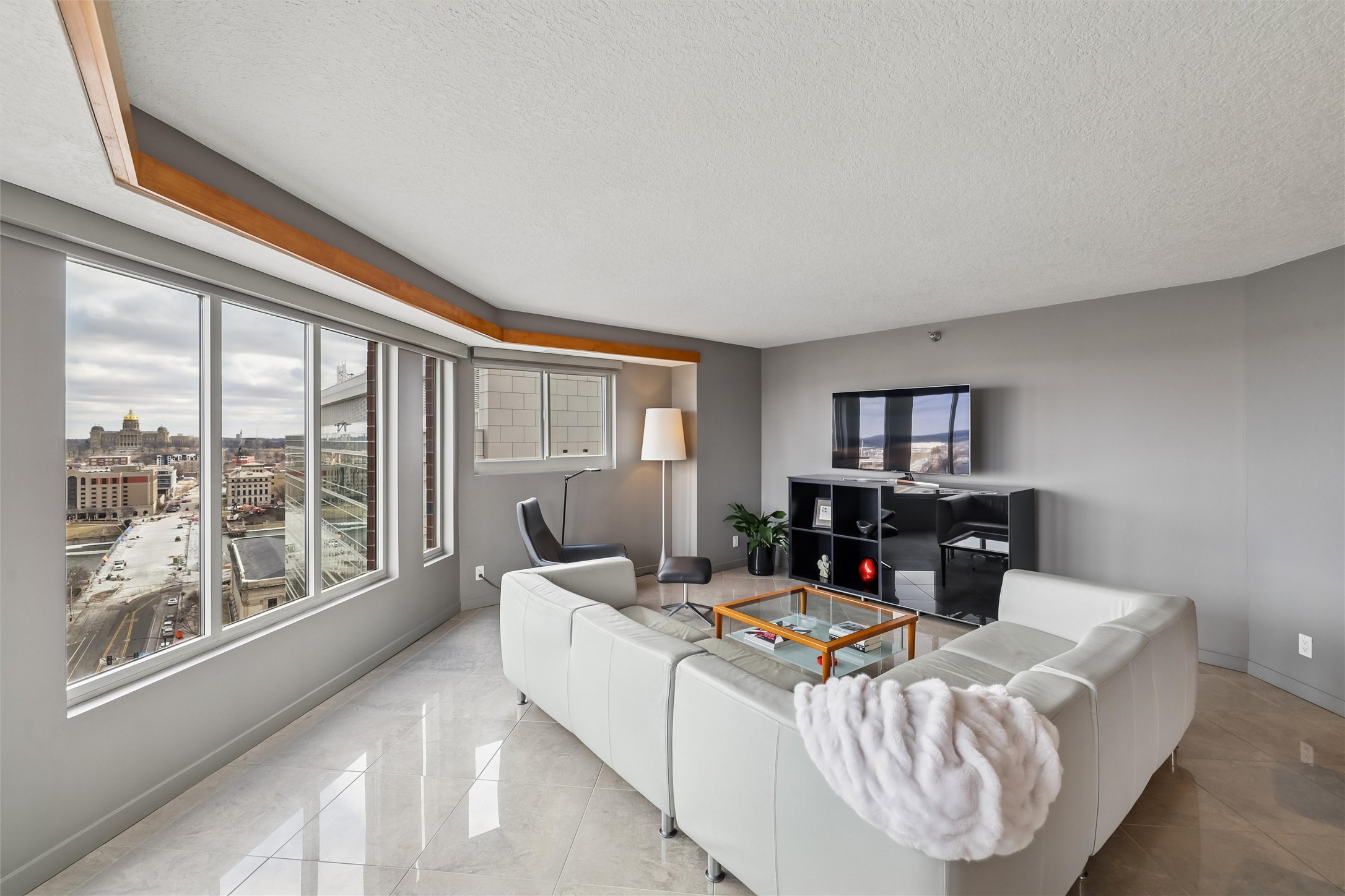 300 Walnut Street 1509 Property Photo 18