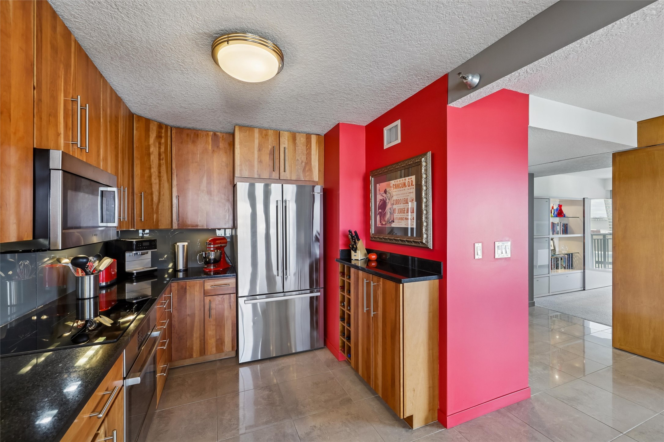 300 Walnut Street 1509 Property Photo 27