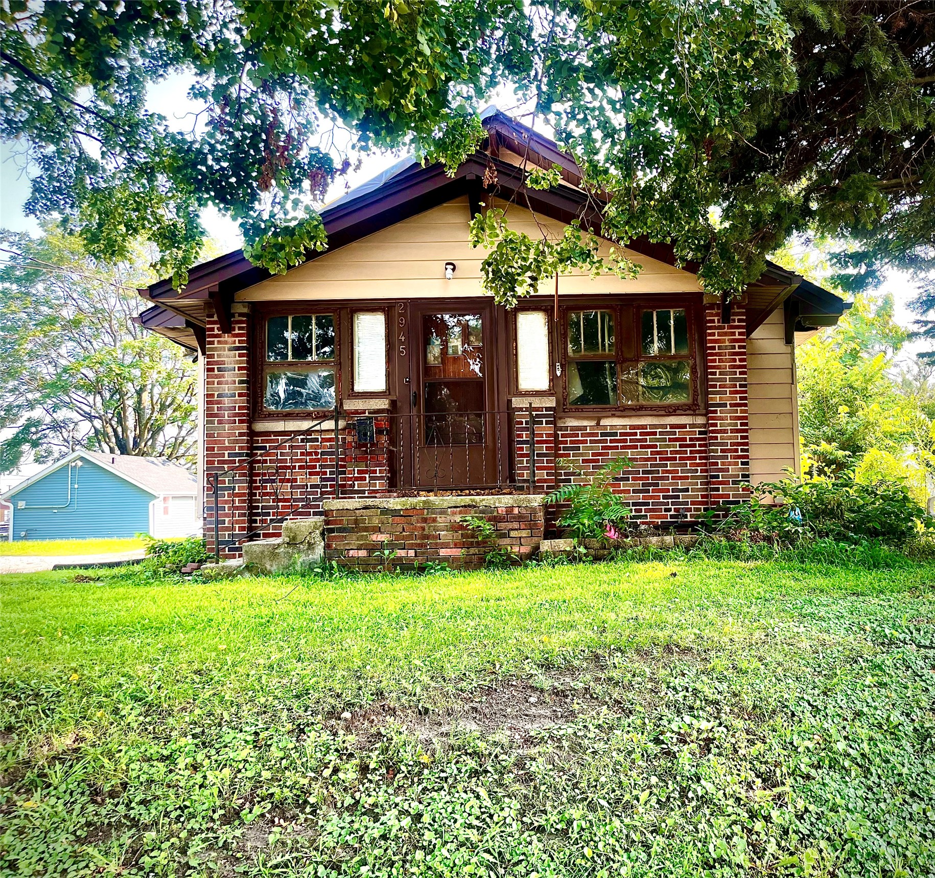 2945 Des Moines Street Property Photo 1
