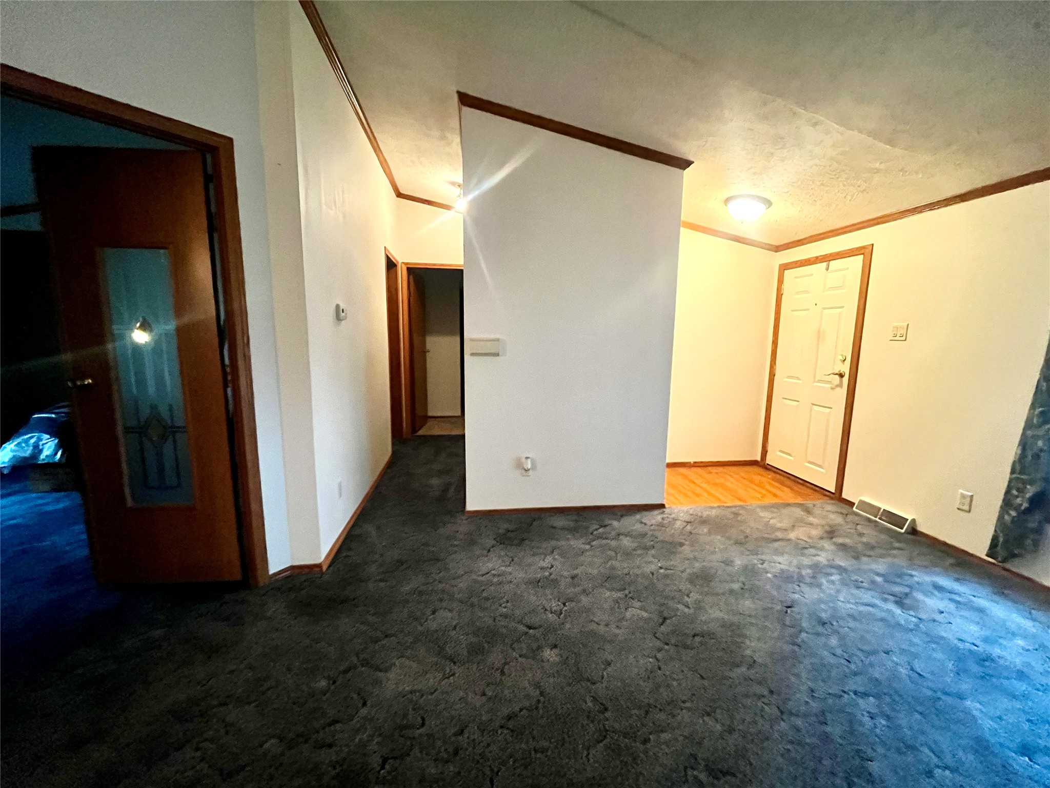 255 N Chestnut Avenue Property Photo 11