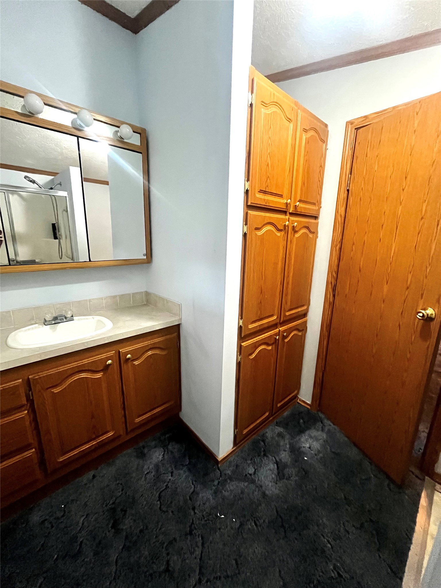 255 N Chestnut Avenue Property Photo 12