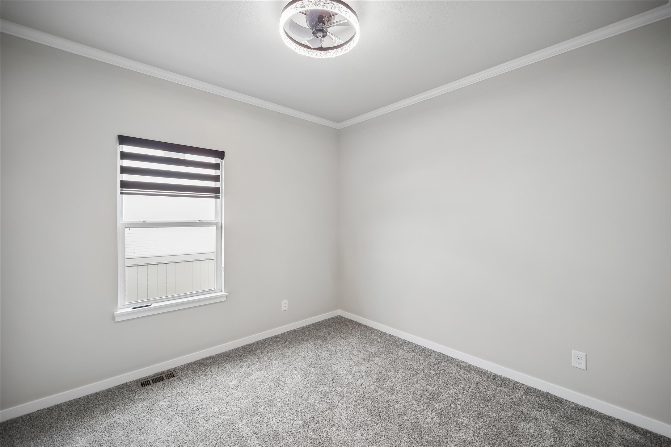 2521 Nw Woodbury Drive Property Photo 17