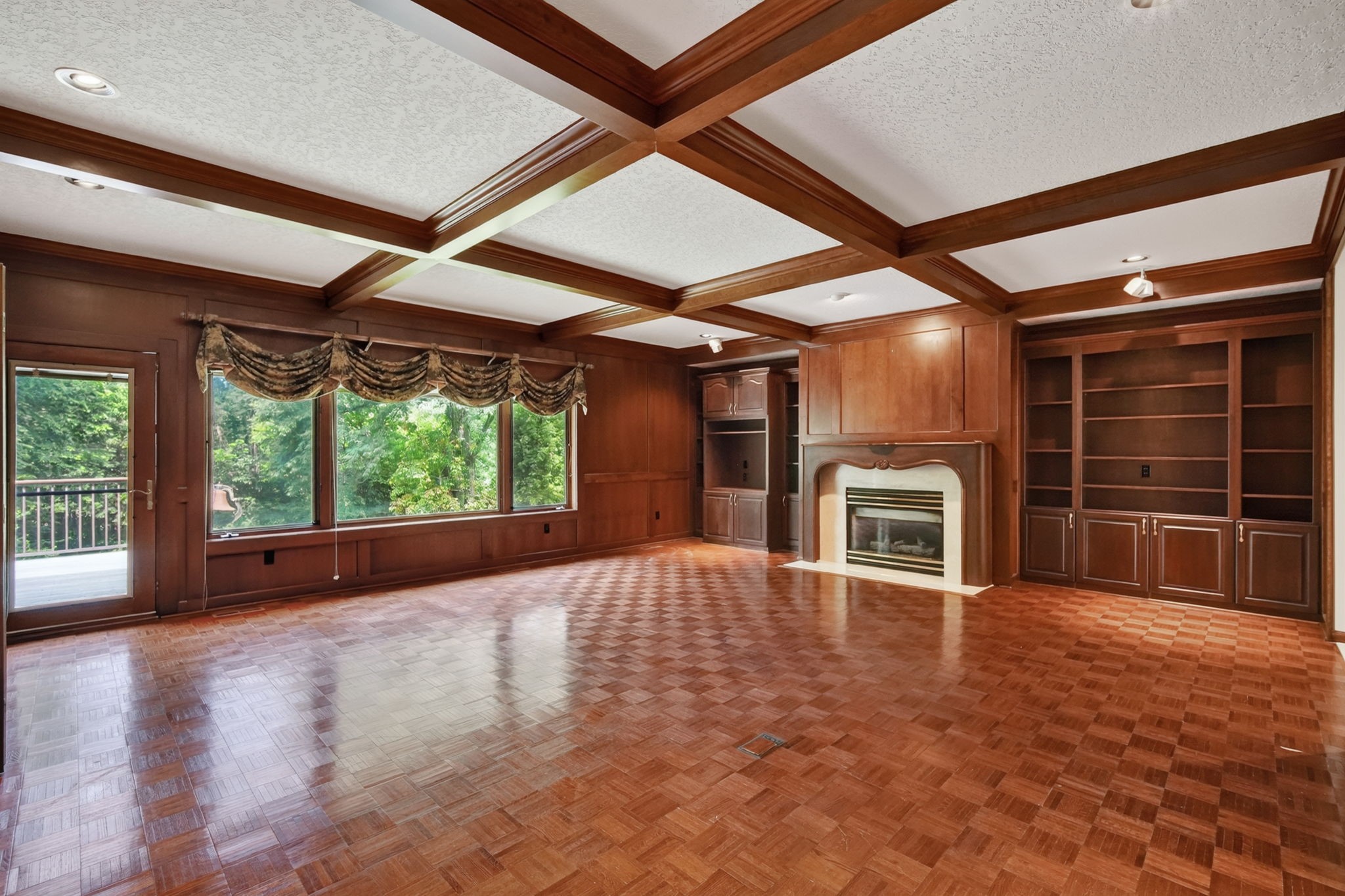 35849 Tabor Court Property Photo 9