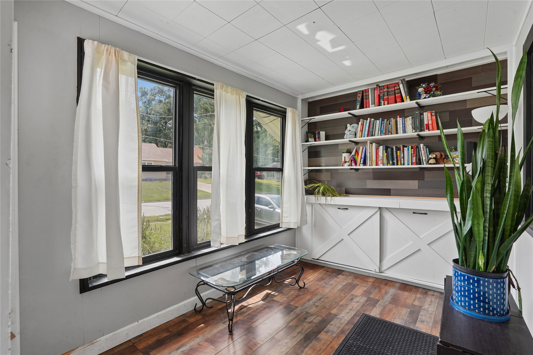 3025 Leado Avenue Property Photo 3