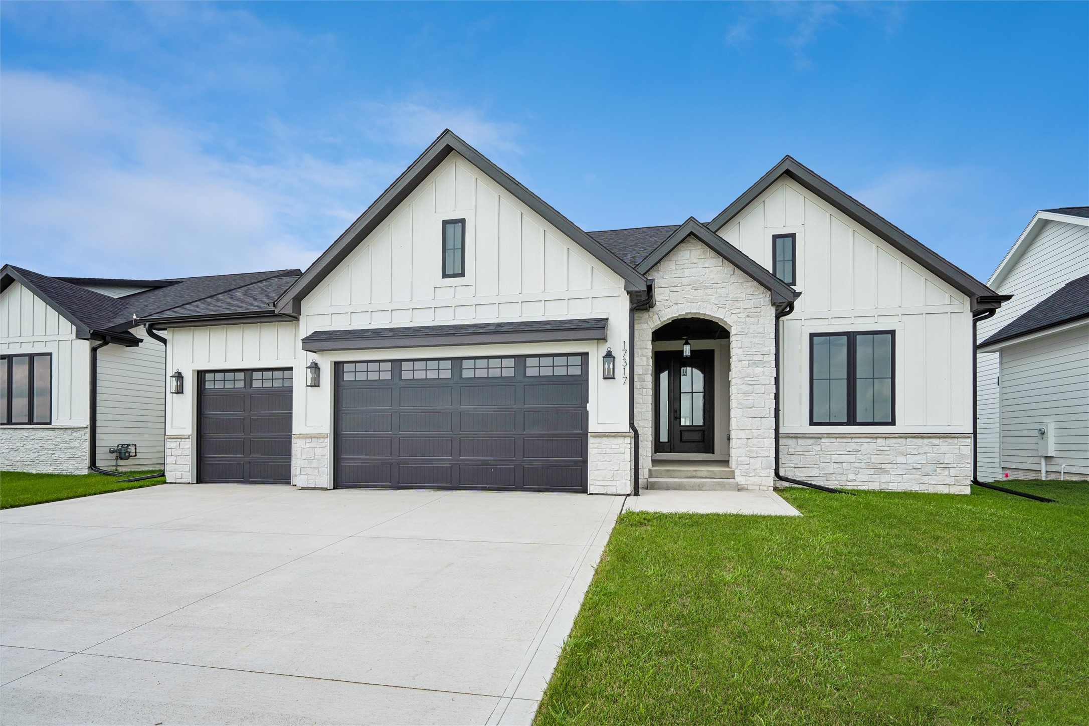 17317 Brookview Drive Property Photo 1