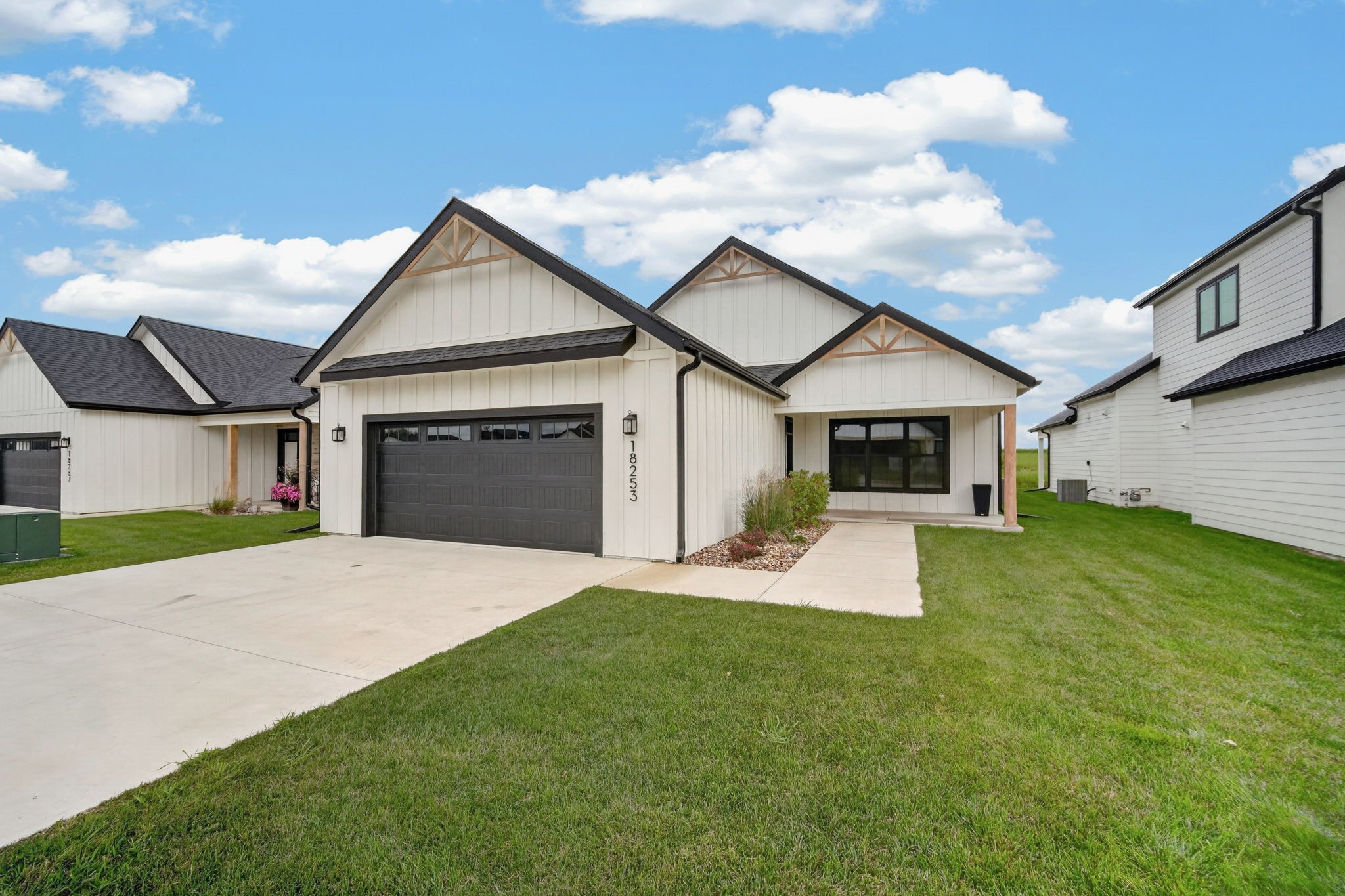 18253 Dooley Drive Property Photo 1