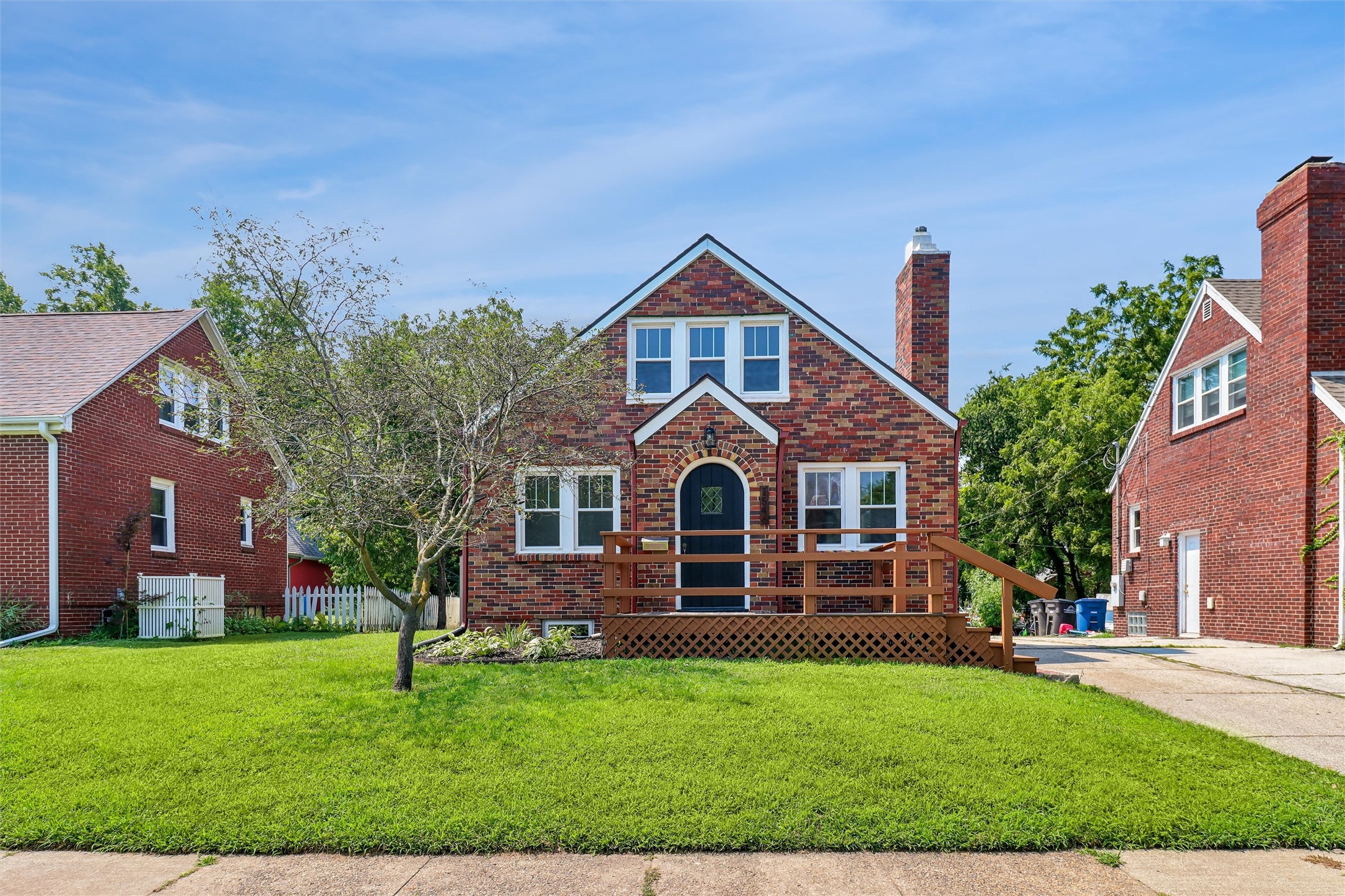 1546 29th Street Property Photo 1